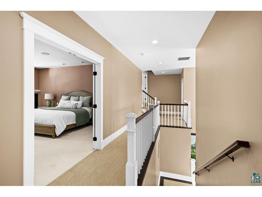 535 Marshall St Duluth MN 55803 6123977 image35