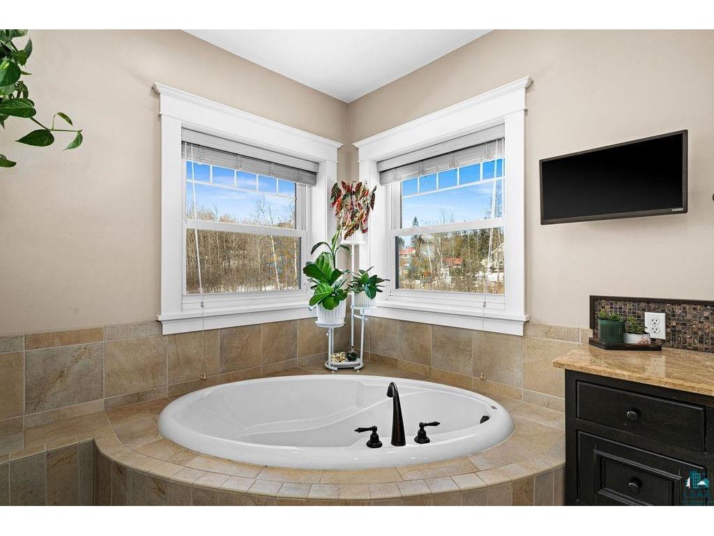 535 Marshall St Duluth MN 55803 6123977 image45