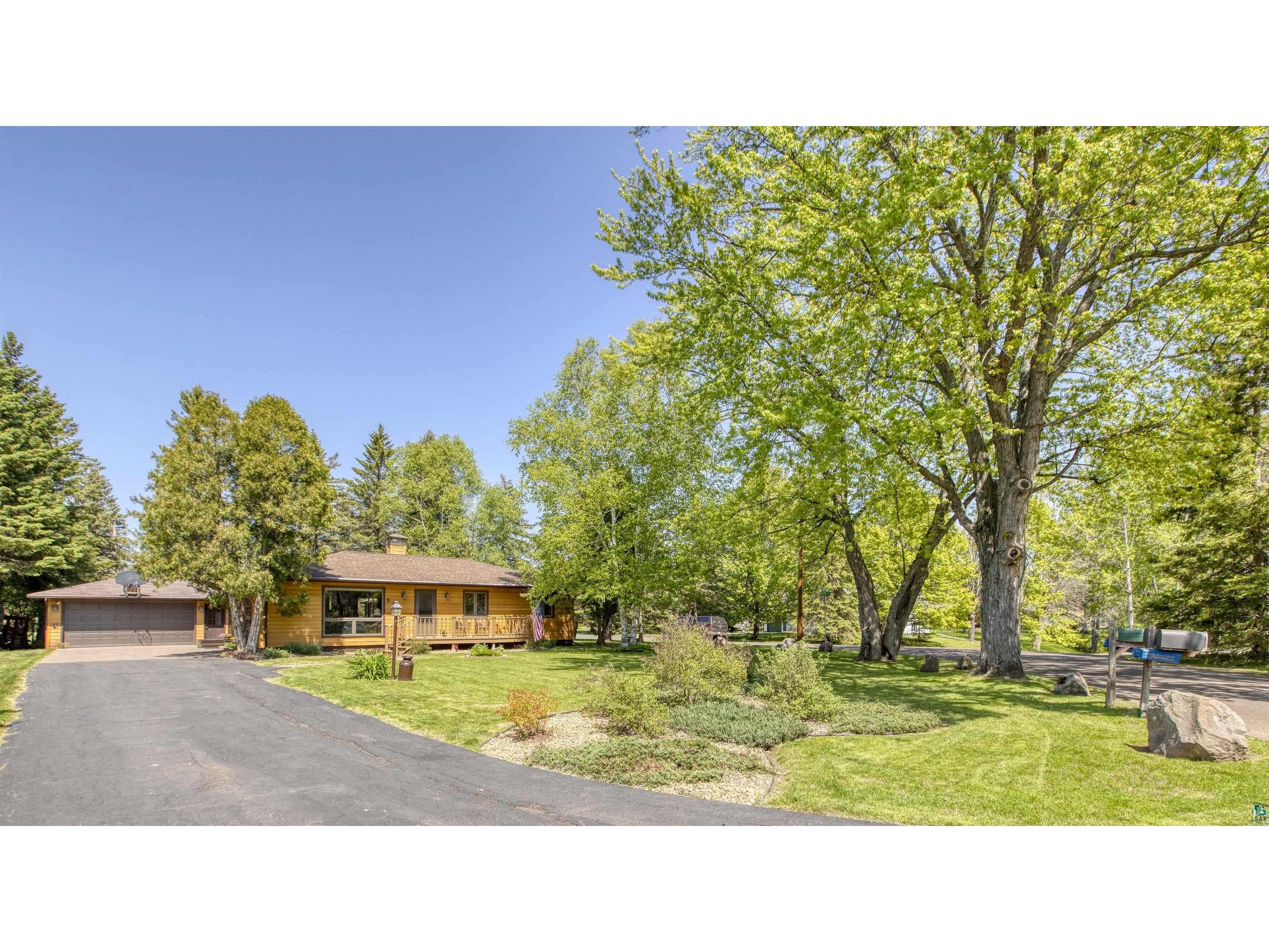 54 Billings Dr Superior WI 54880 6108633 image1