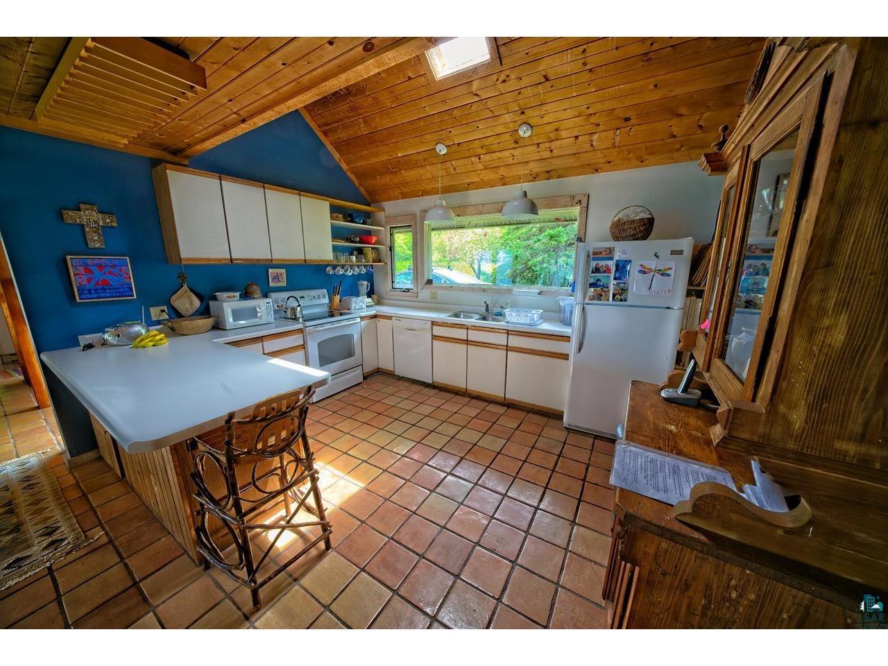 540 Big Bay Rd La Pointe WI 54850 - Lake Superior 6126352 image23