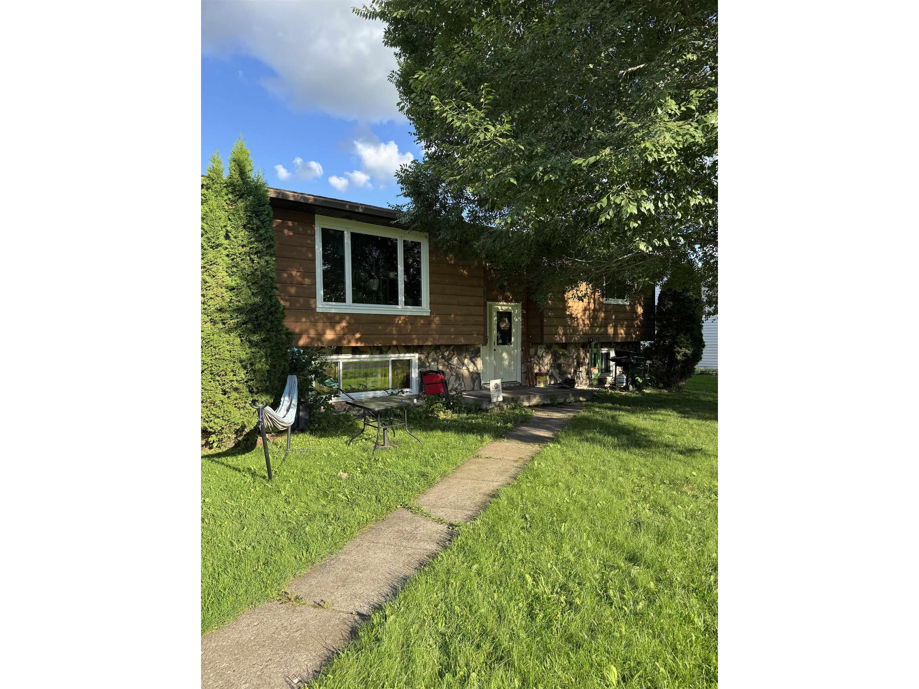 5402 Cumming Ave Superior WI 54880 6121438 image1