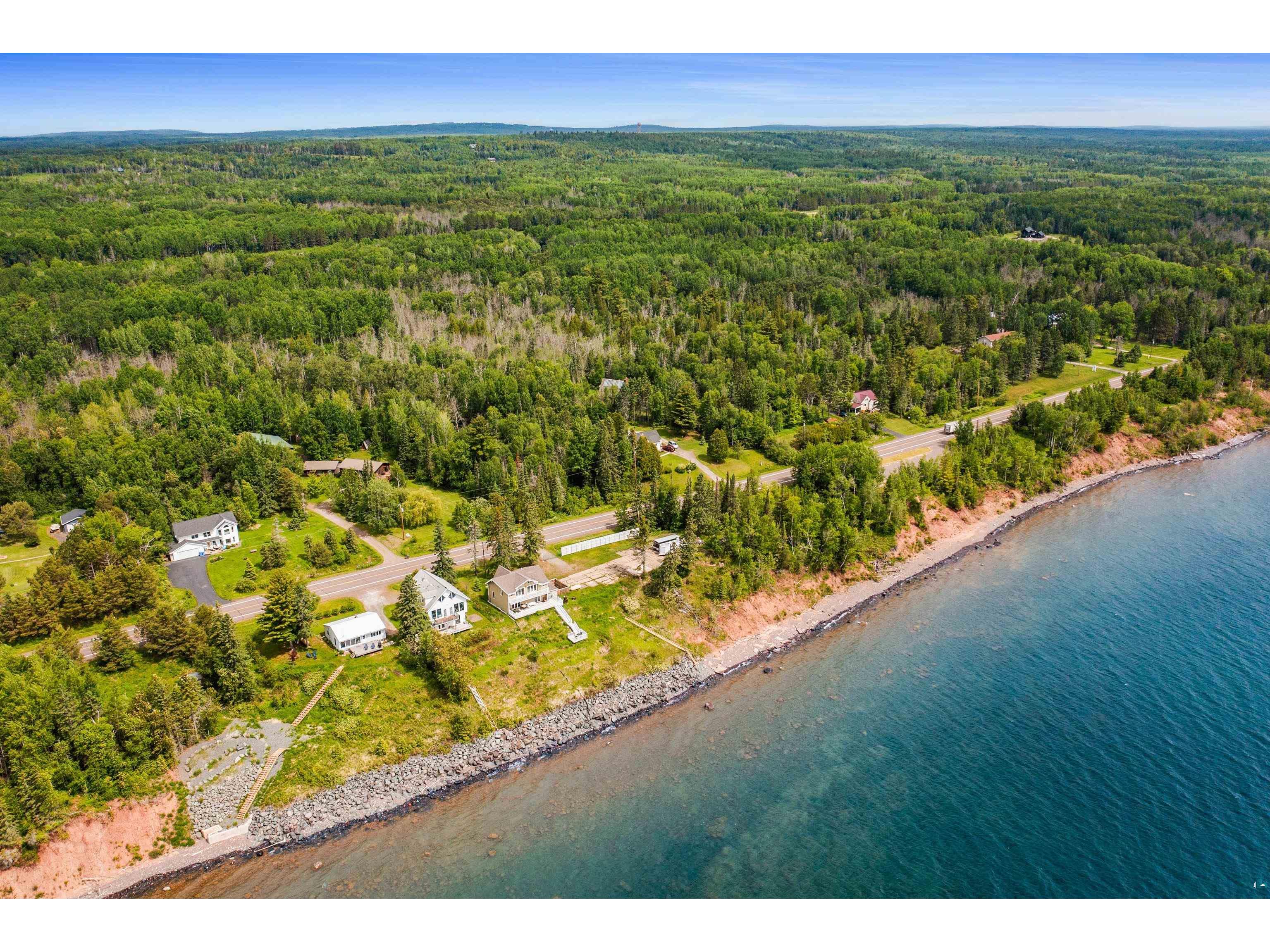 5404 & 5410 North Shore Dr Duluth MN 55404 - Lake Superior 6126354 image82