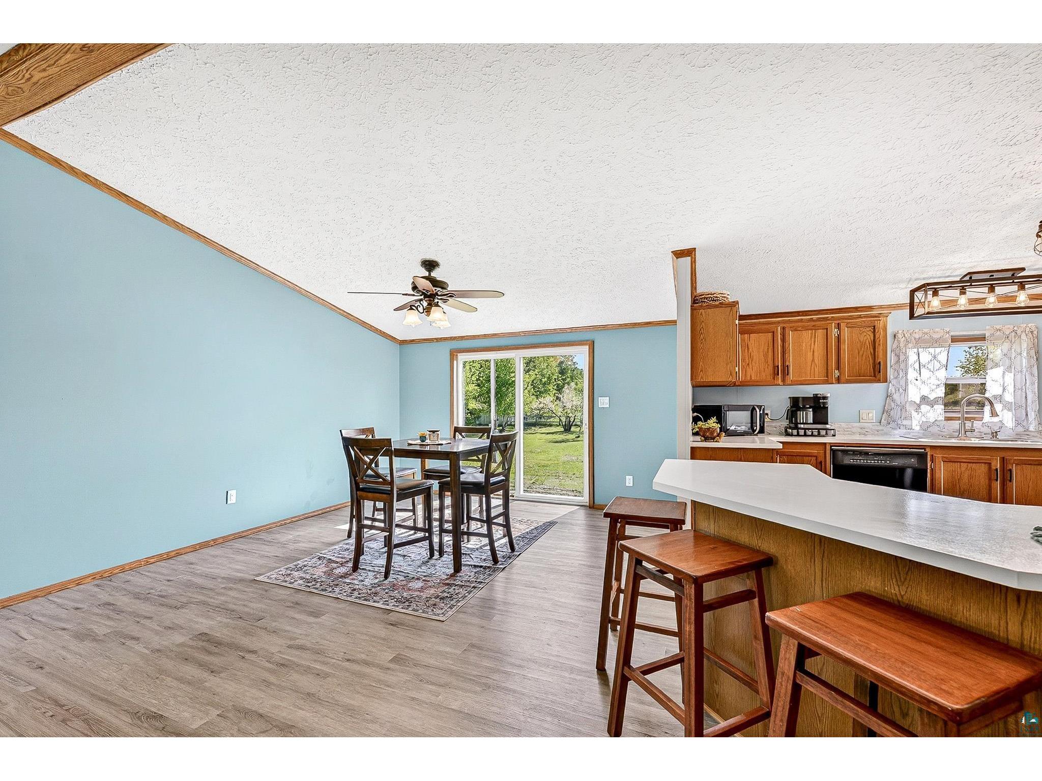 5404 S Midbon Rd Superior WI 54880 6125789 image10