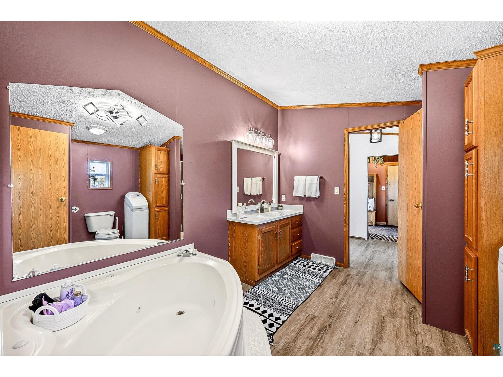 5404 S Midbon Rd Superior WI 54880 6125789 image16