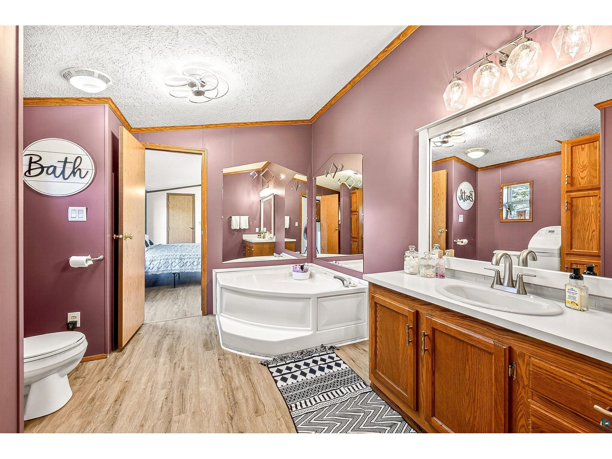 5404 S Midbon Rd Superior WI 54880 6125789 image17