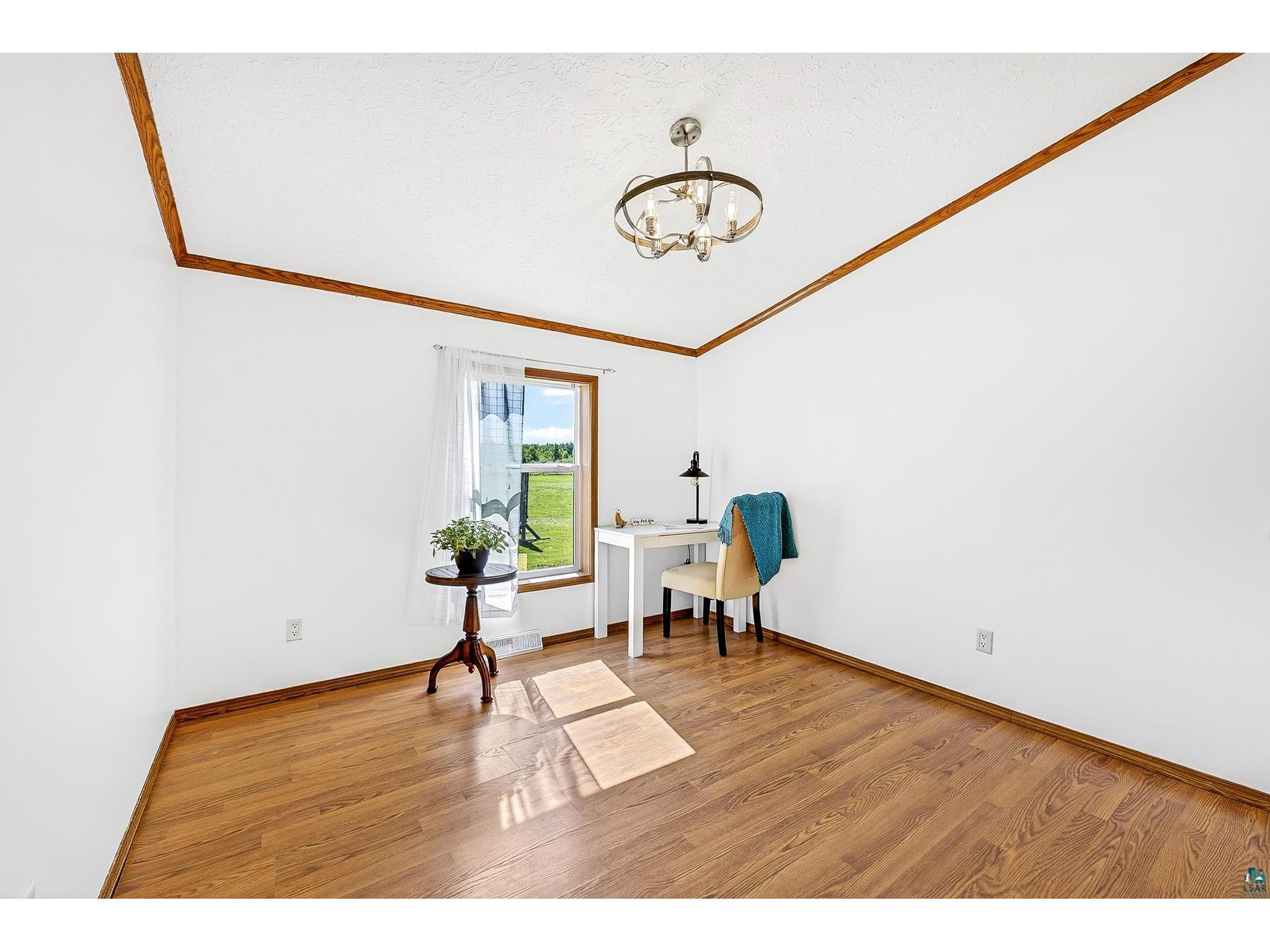 5404 S Midbon Rd Superior WI 54880 6125789 image18