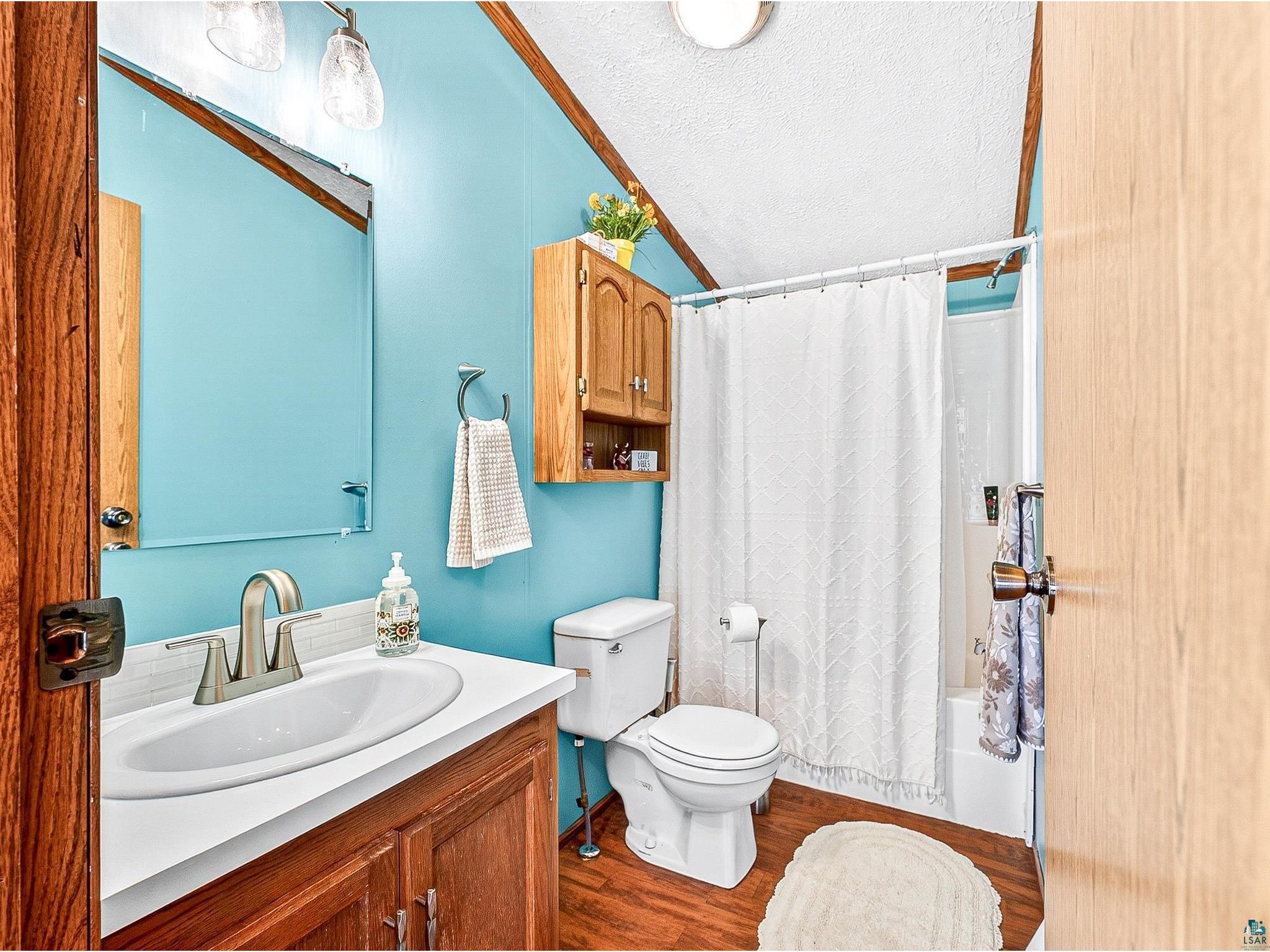 5404 S Midbon Rd Superior WI 54880 6125789 image21