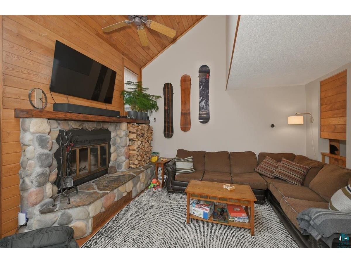 544 Moose Mountain Dr Lutsen MN 55612 6125418 image4