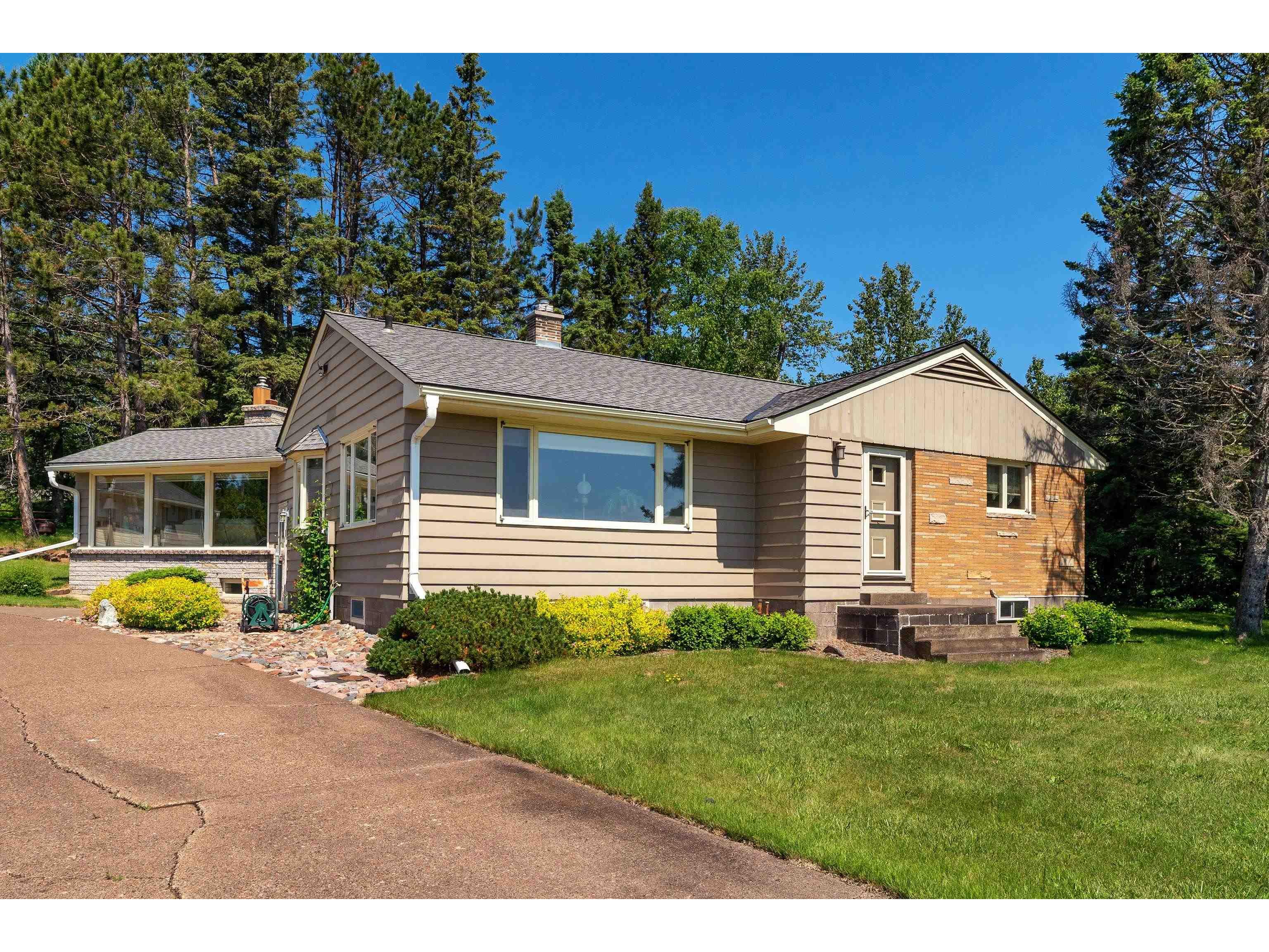 5457 Highway 61 Silver Bay MN 55614 6120689 image1