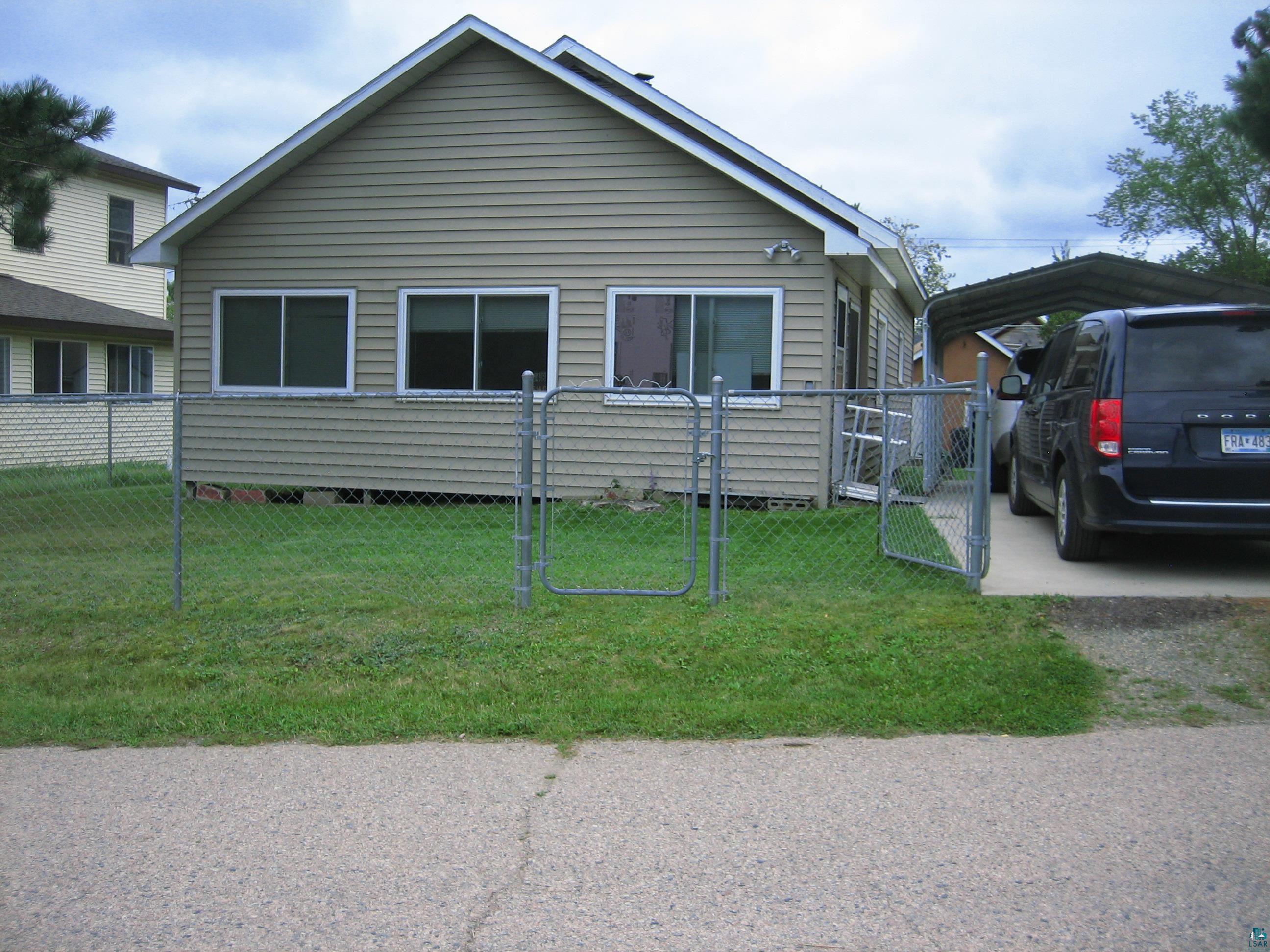 548 Front St Winton MN 55796 6115456 image1