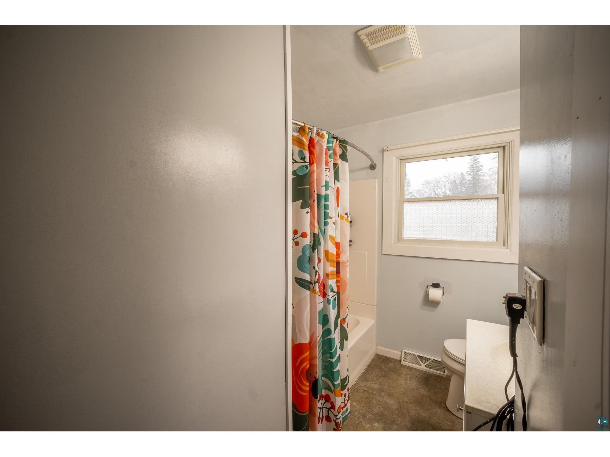 5506 Tower Ave Superior WI 54880 6124469 image13