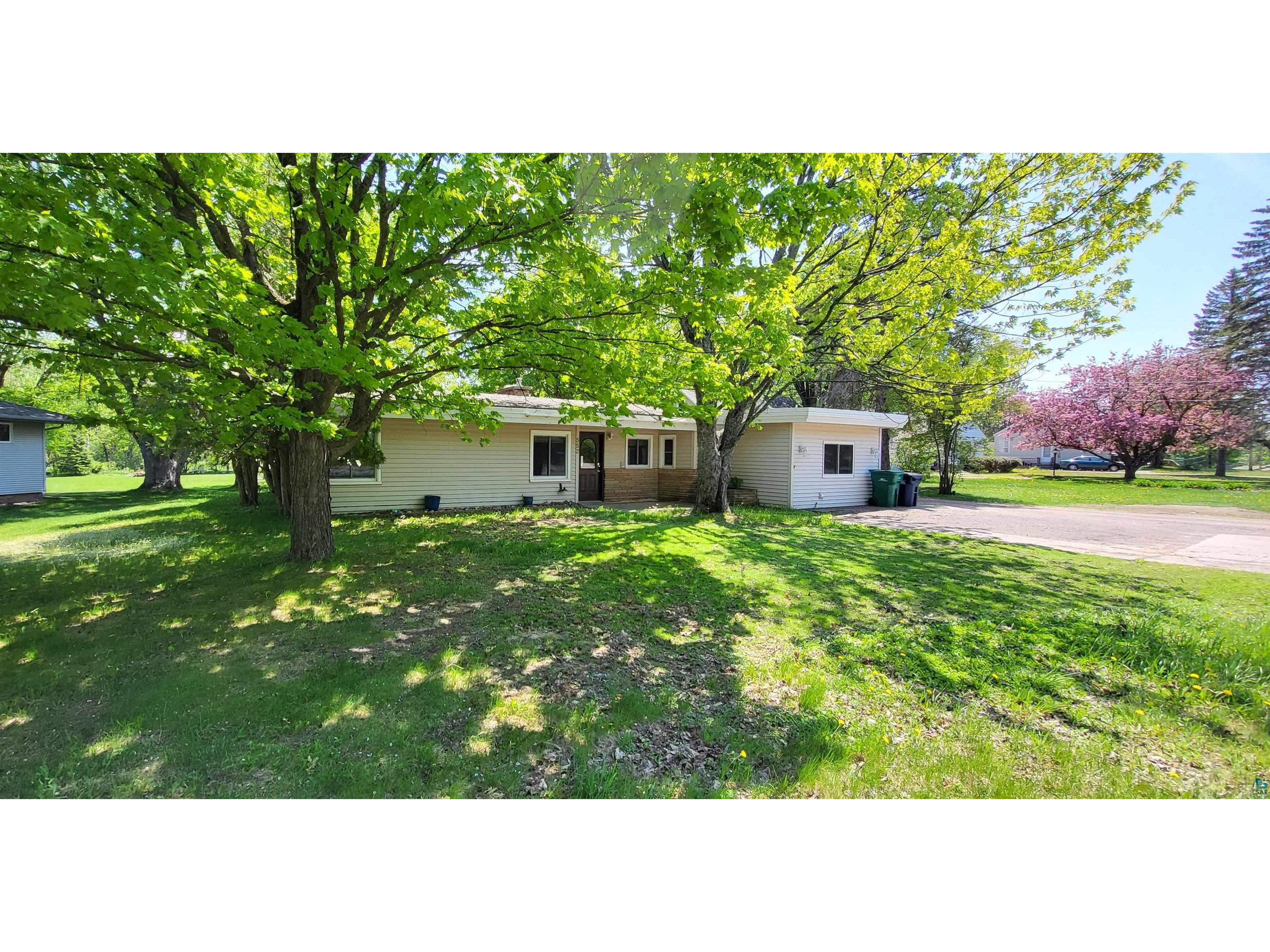 552 Anderson Rd Duluth MN 55811 6107135 image1