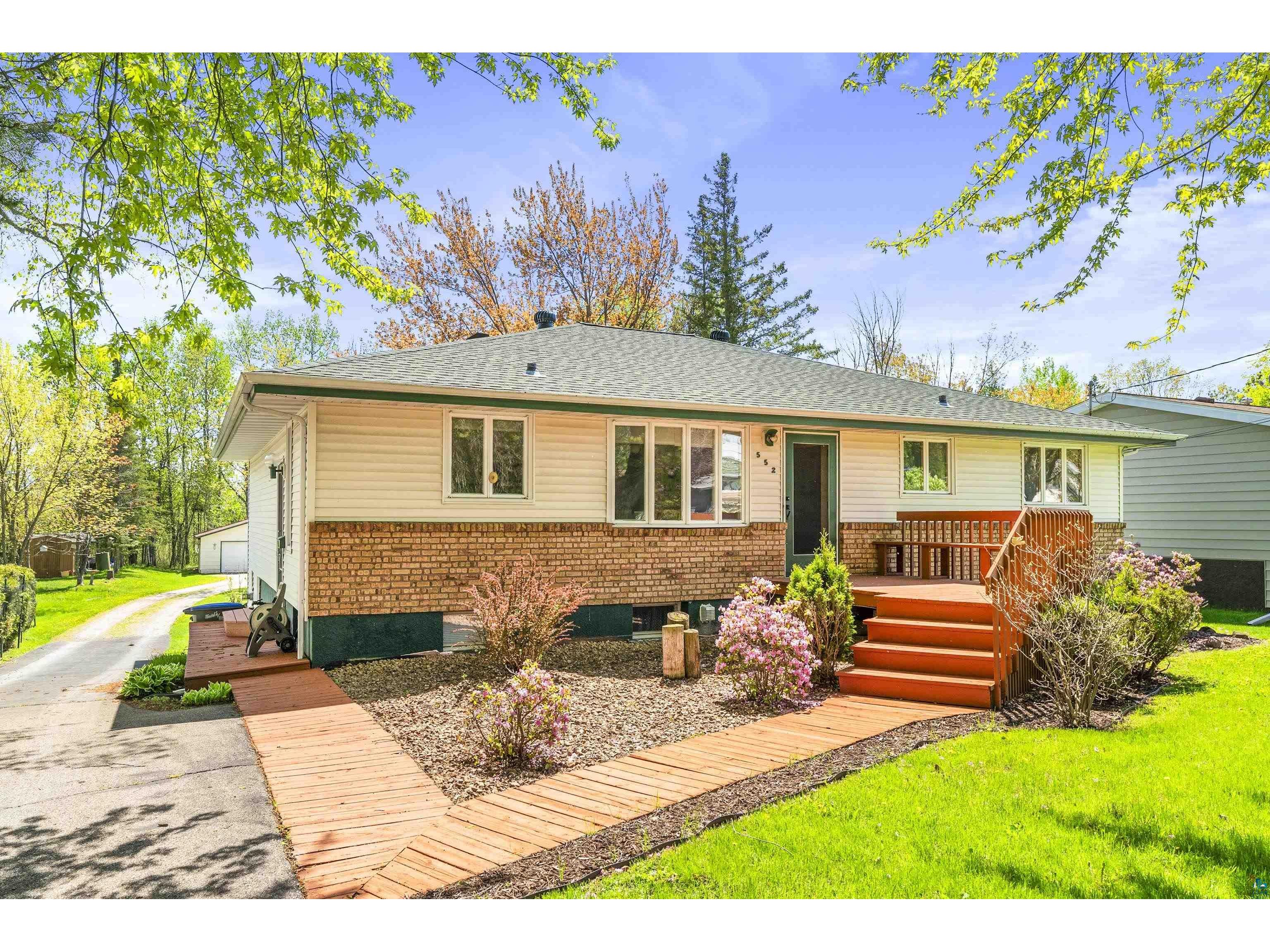 552 W Winona St Duluth MN 55804 6114023 image1