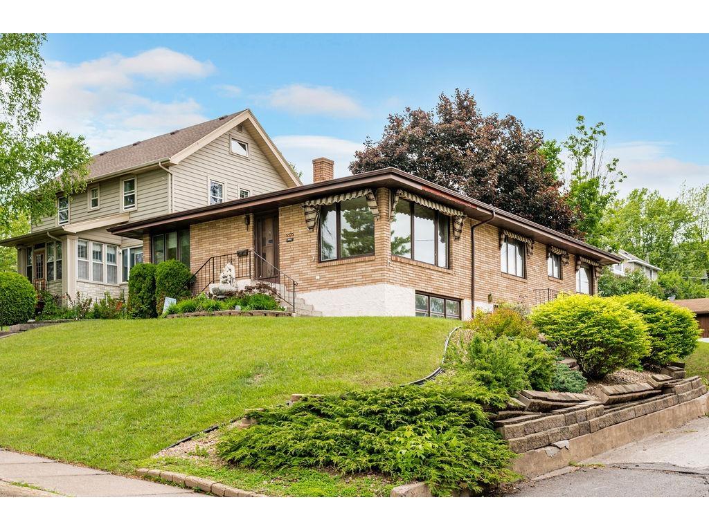 5525 Highland St Duluth MN 55807 6120299 image1