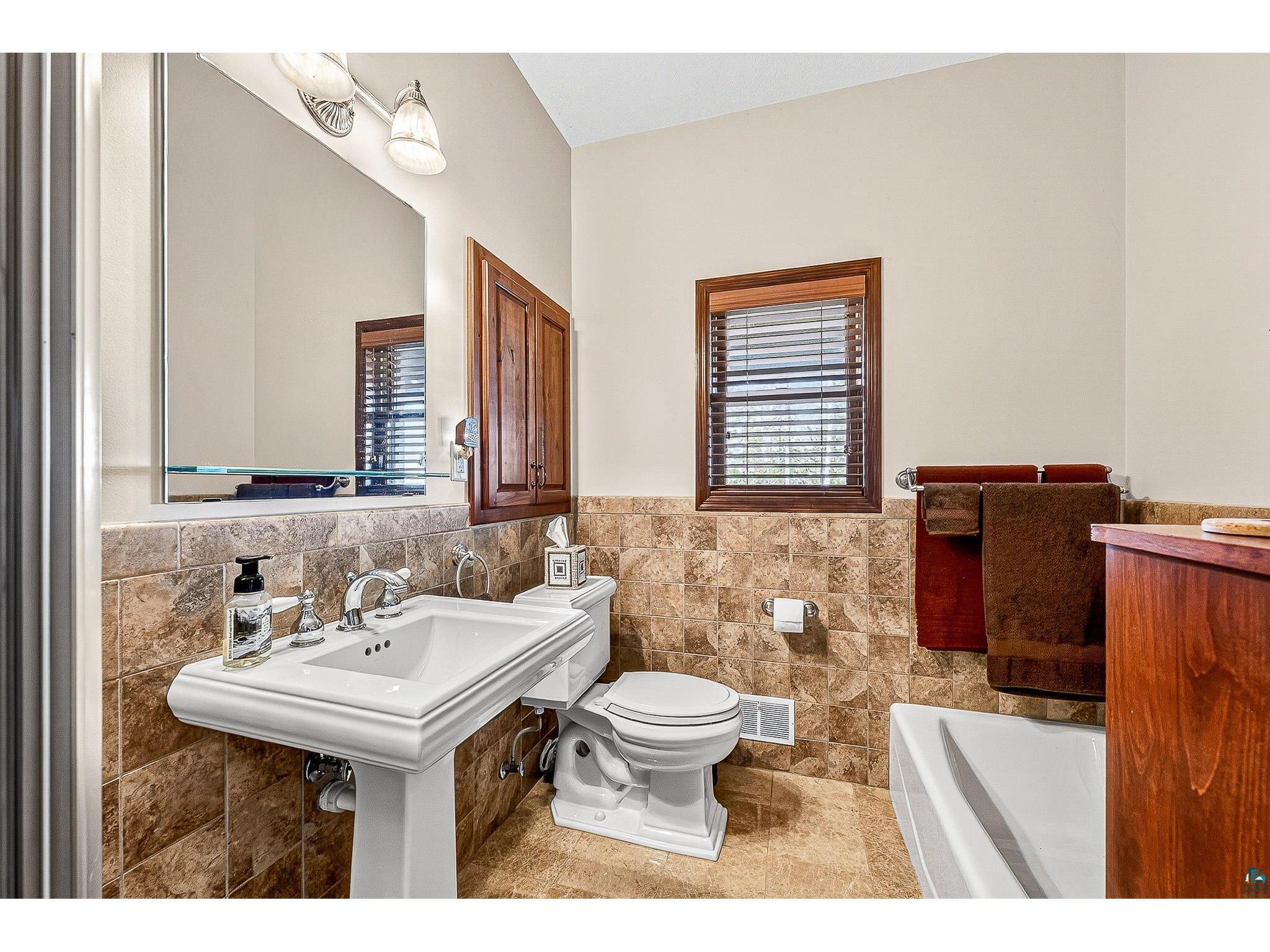 55285 Corbine Rd Ashland WI 54806 - Lake Superior 6125315 image19