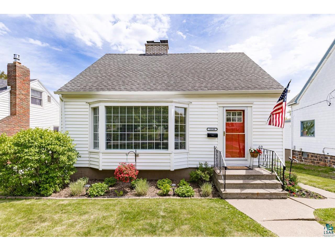 5530 W 8th St Duluth MN 55807 6125814 image1