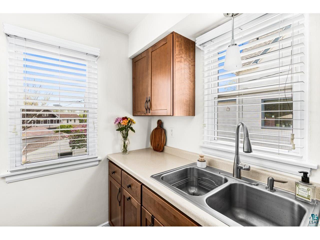 5530 W 8th St Duluth MN 55807 6125814 image17