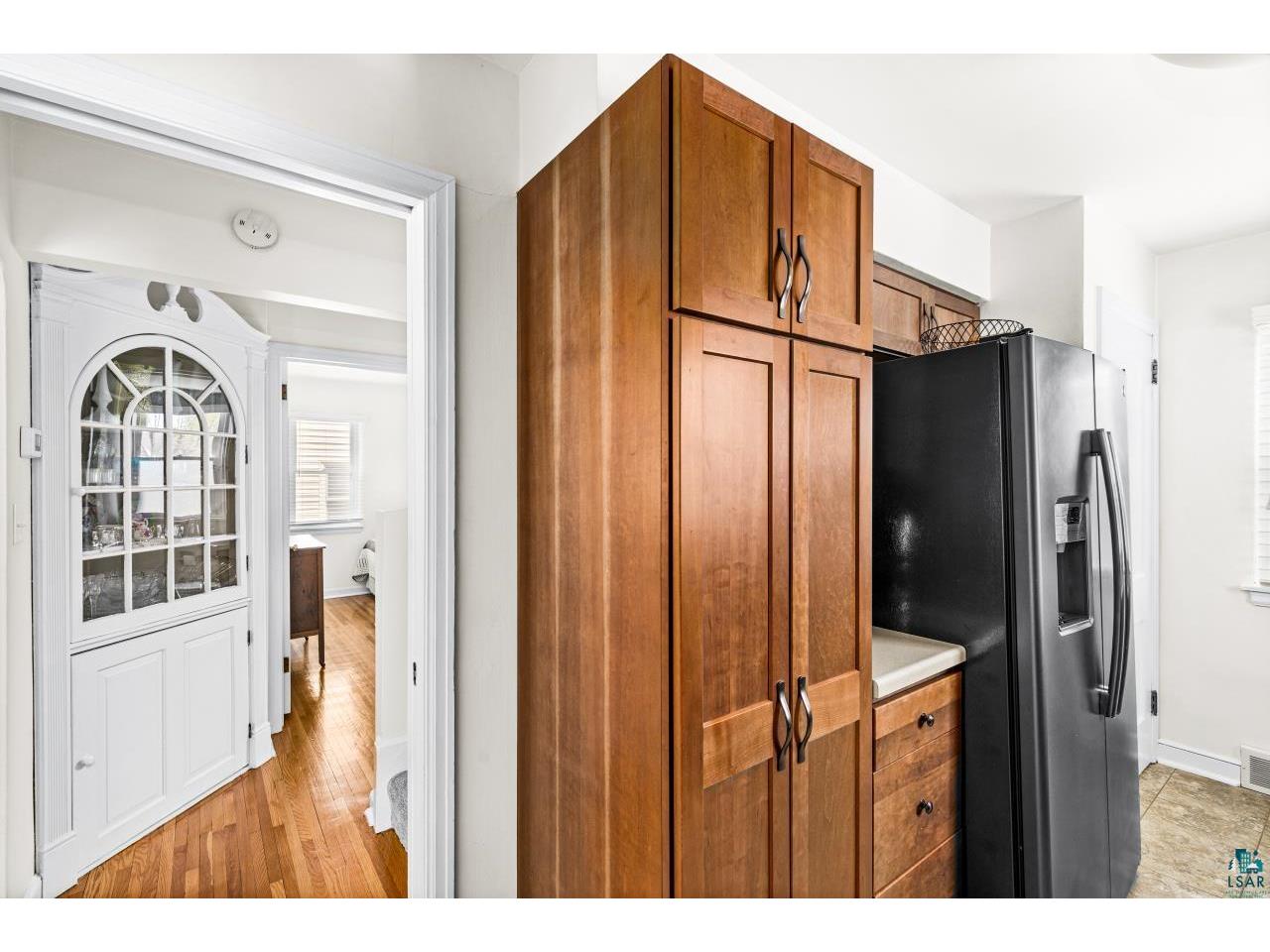 5530 W 8th St Duluth MN 55807 6125814 image18