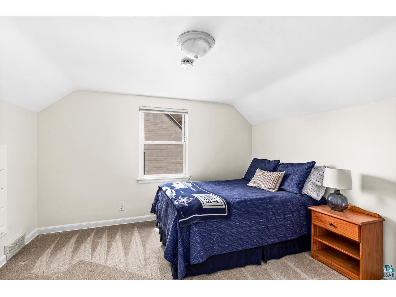 5530 W 8th St Duluth MN 55807 6125814 image24