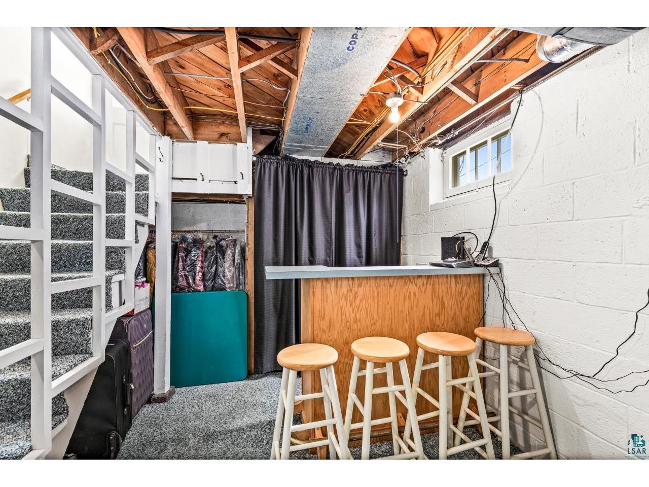 5530 W 8th St Duluth MN 55807 6125814 image35