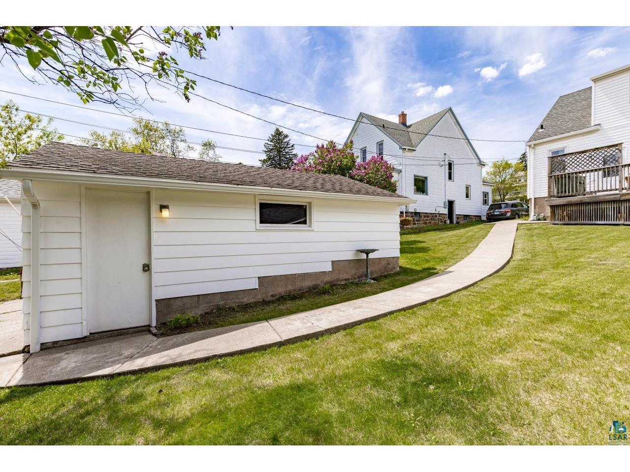 5530 W 8th St Duluth MN 55807 6125814 image46