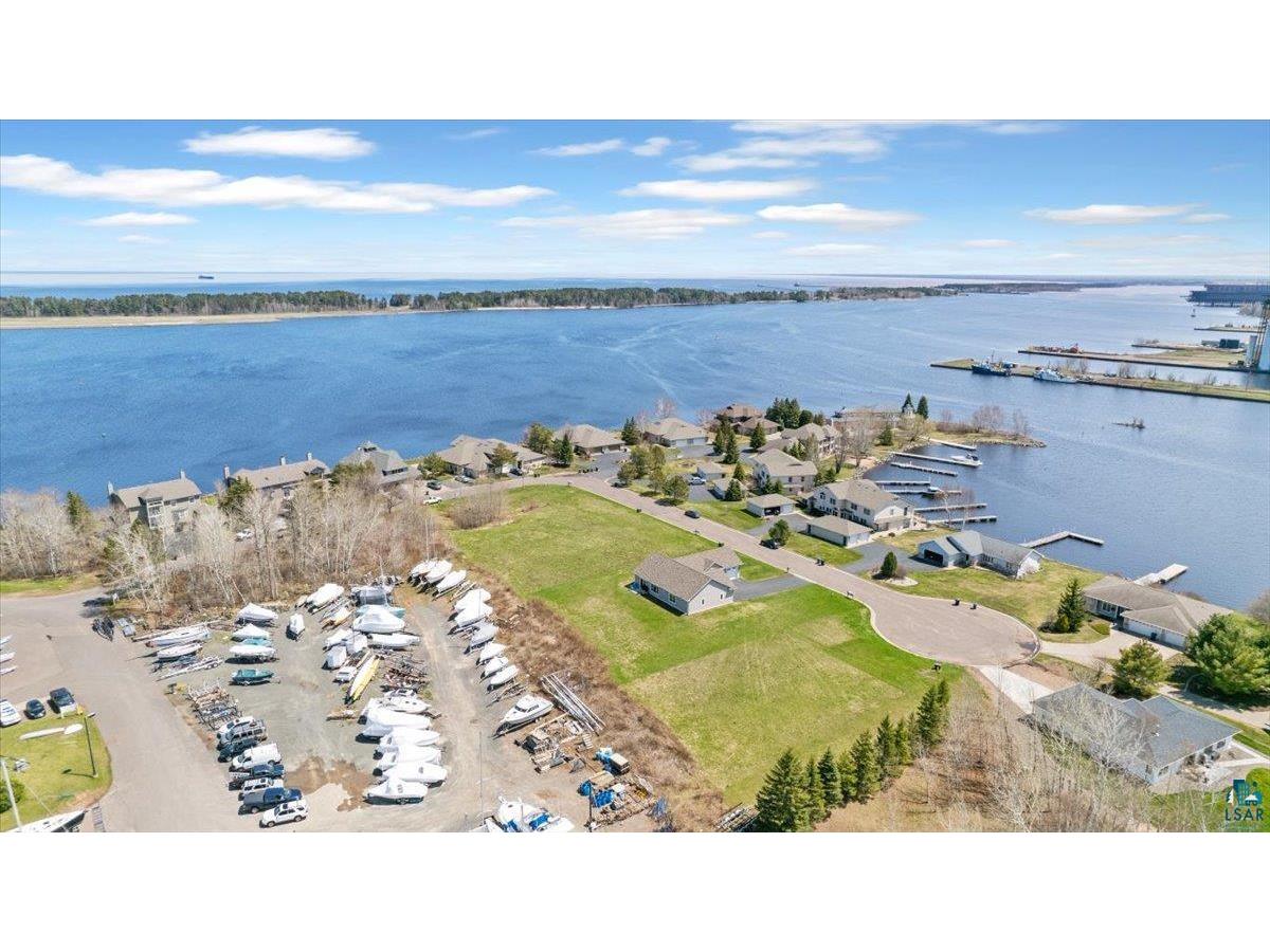 554 Marina Dr Superior WI 54880 6108122 image1
