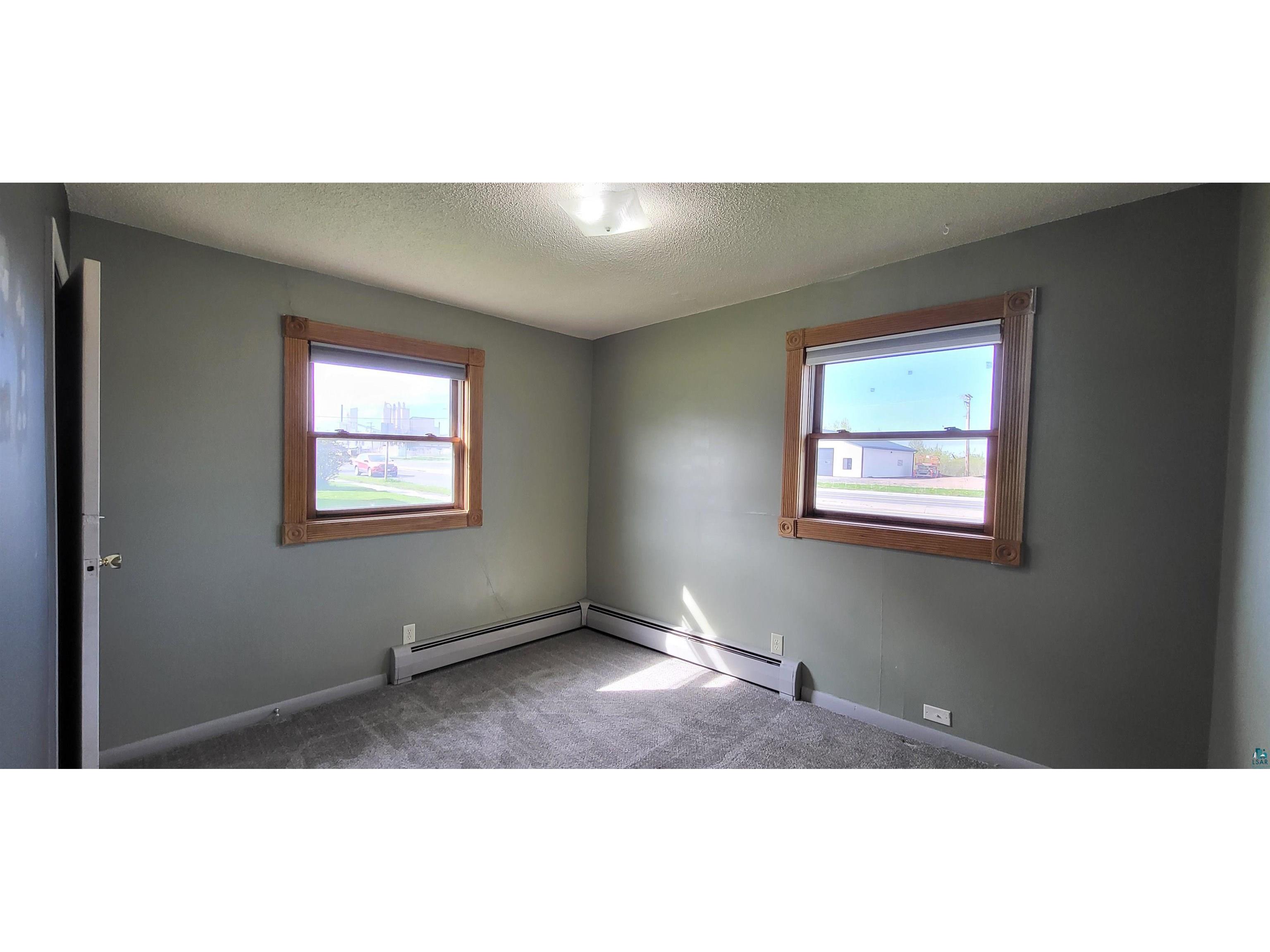 56 E 2nd St Superior MN 54880 6126095 image13