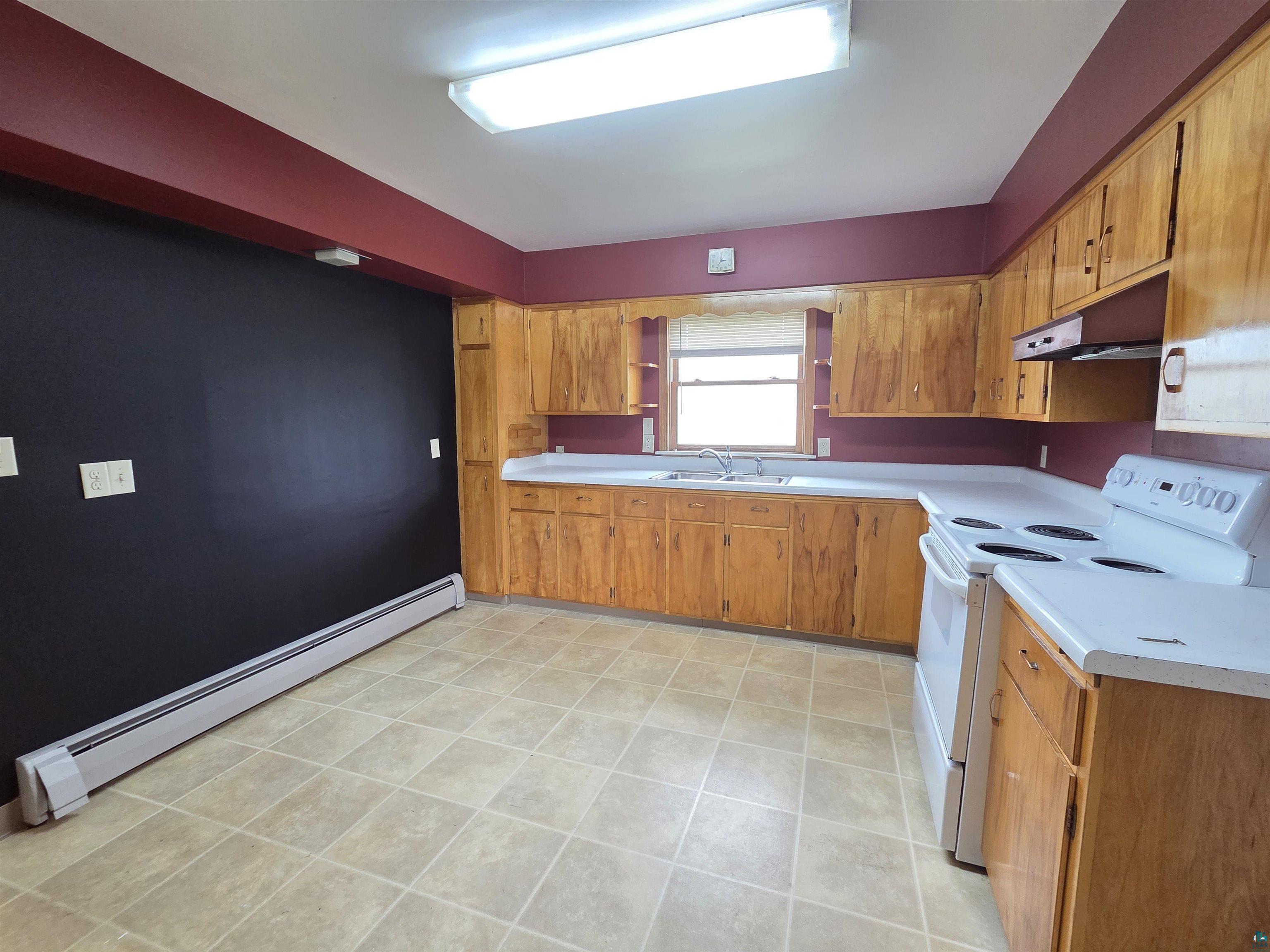 56 E 2nd St Superior MN 54880 6126095 image7