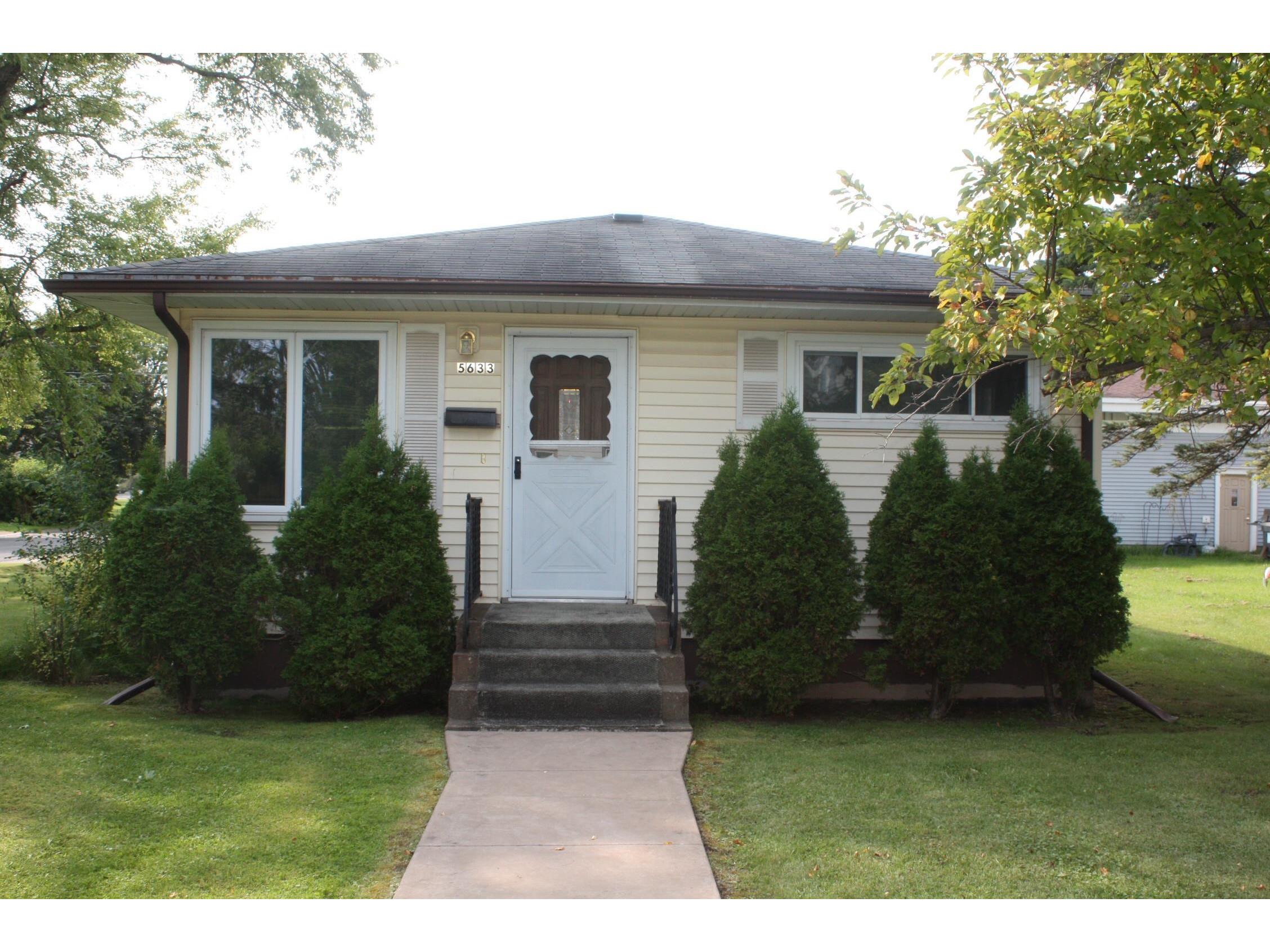 5633 John Ave Superior WI 54880 6122553 image1