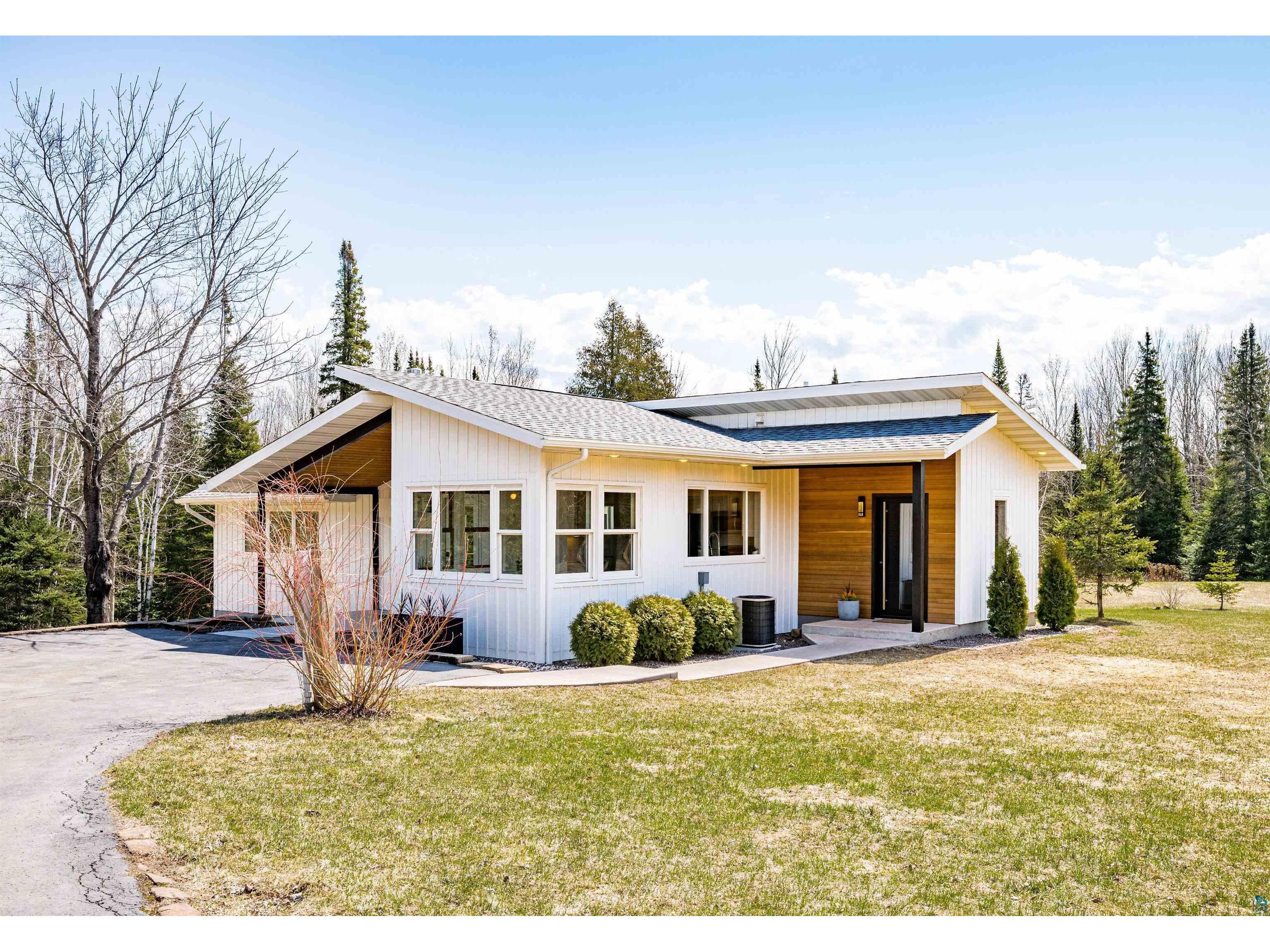 5638 Bergquist Rd Duluth MN 55804 6118894 image1