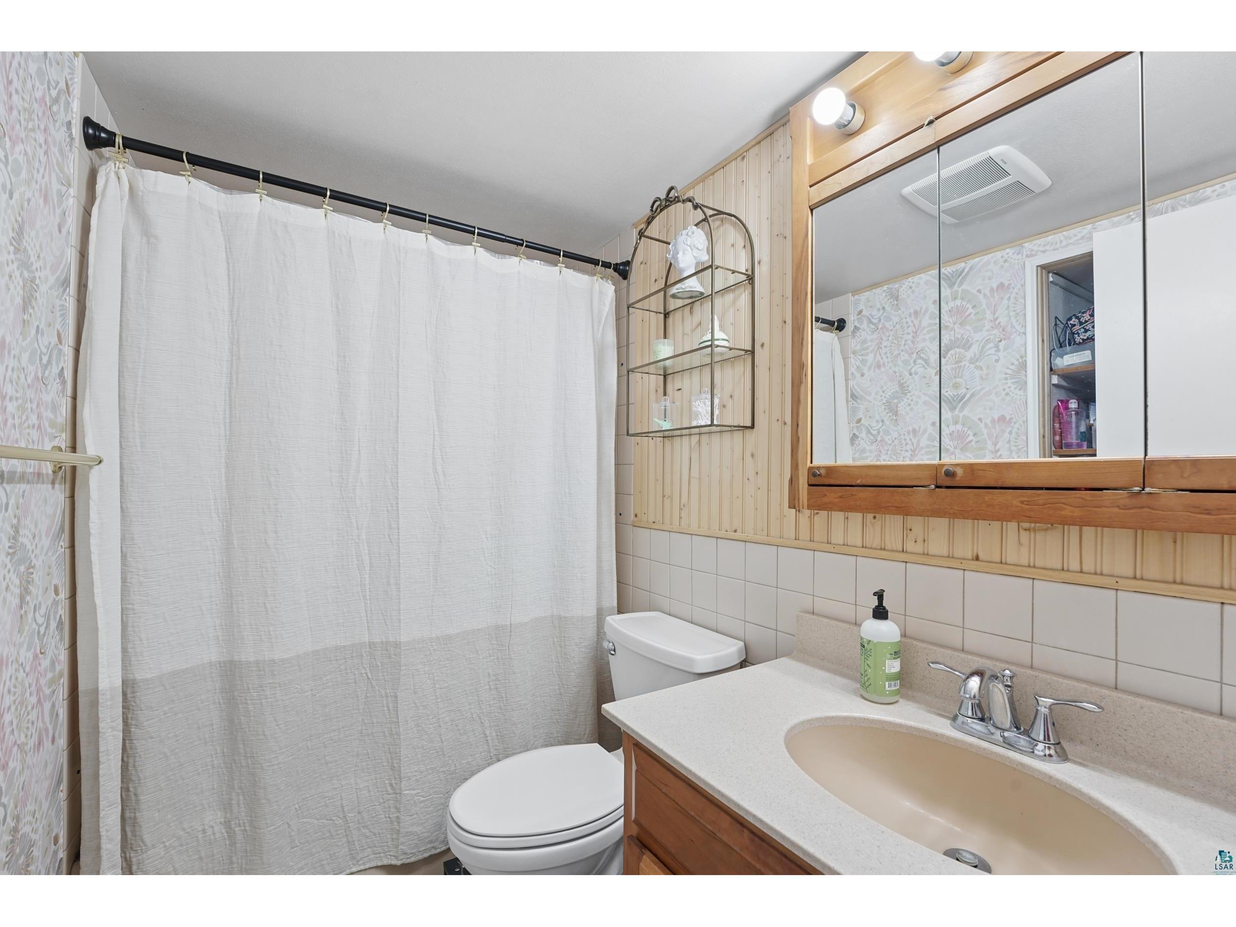 5702 Jean Duluth Rd Duluth MN 55803 6124402 image16