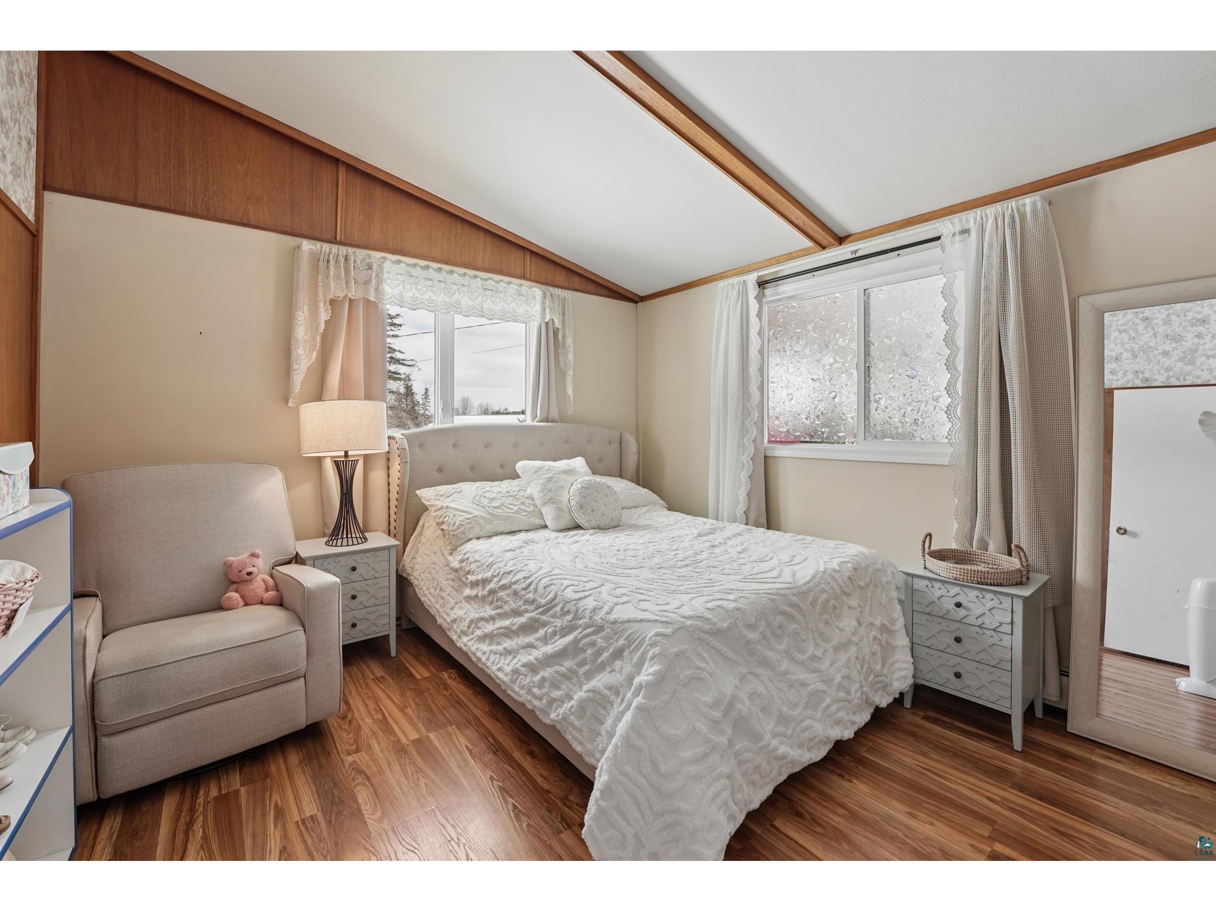 5702 Jean Duluth Rd Duluth MN 55803 6124402 image17