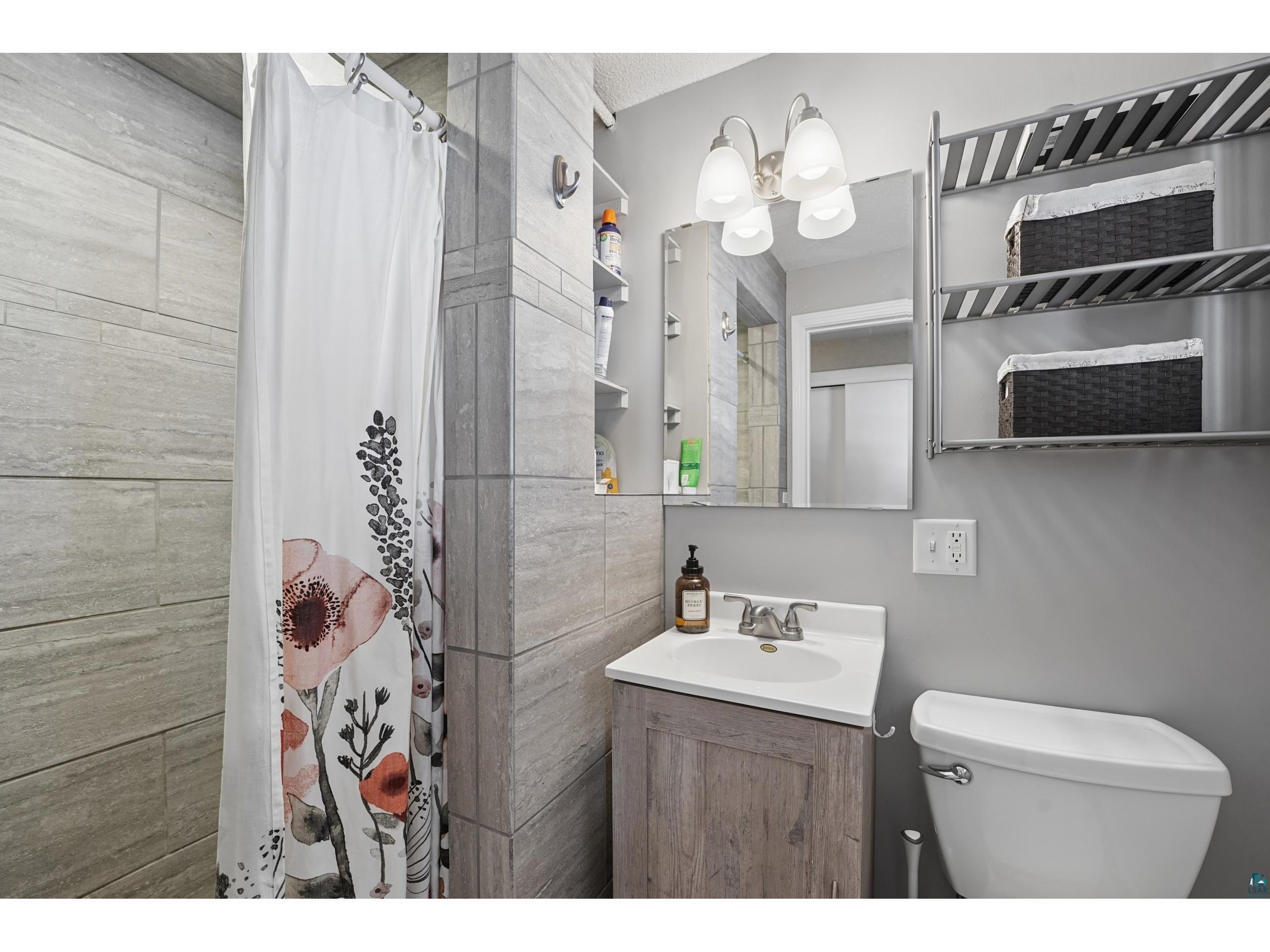 5702 Jean Duluth Rd Duluth MN 55803 6124402 image22