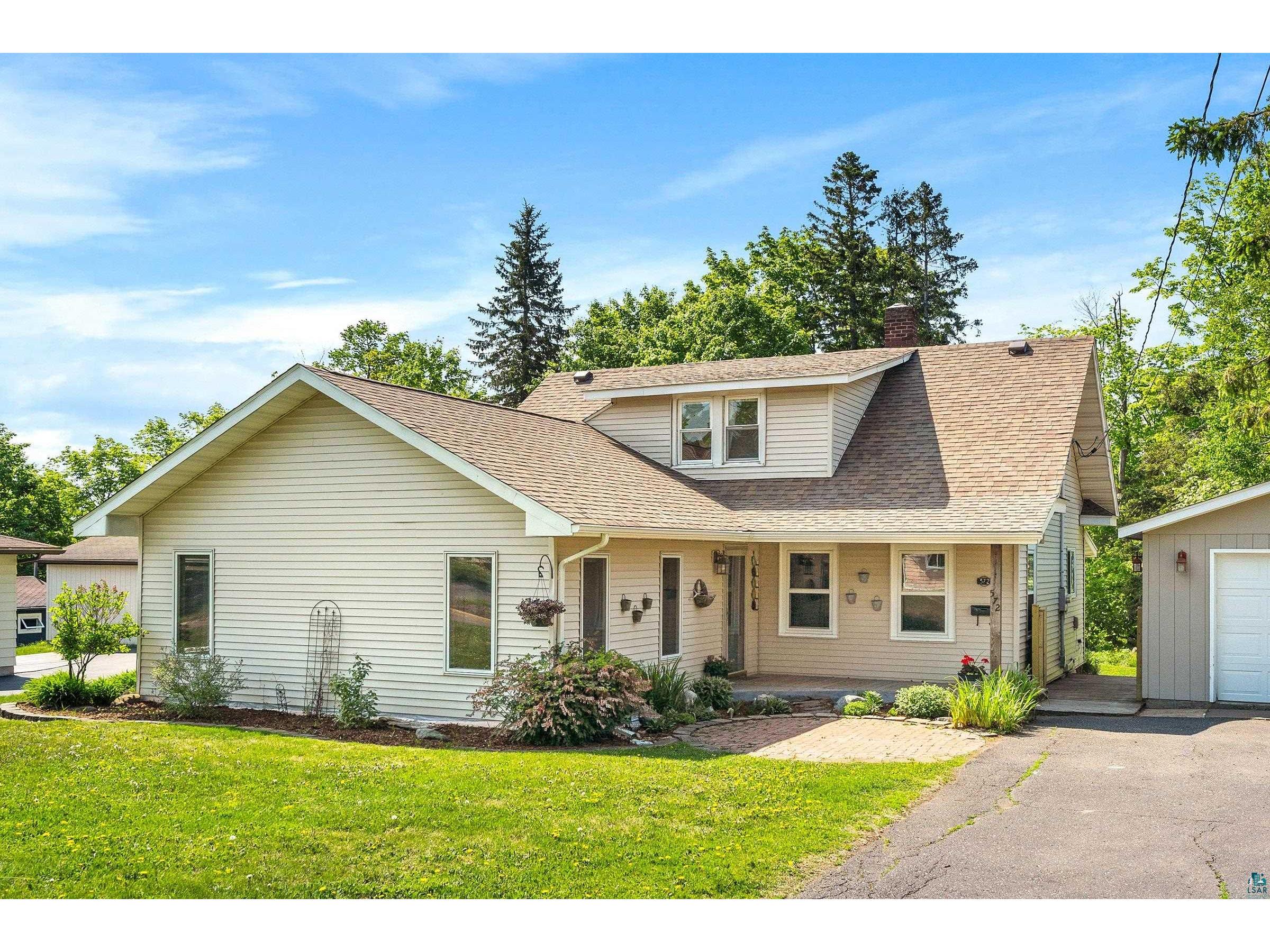 572 W Redwing St Duluth MN 55803 6108496 image1