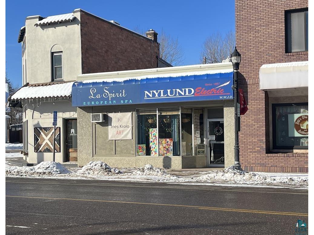 5723 Grand Ave Duluth MN 55807 6111972 image1