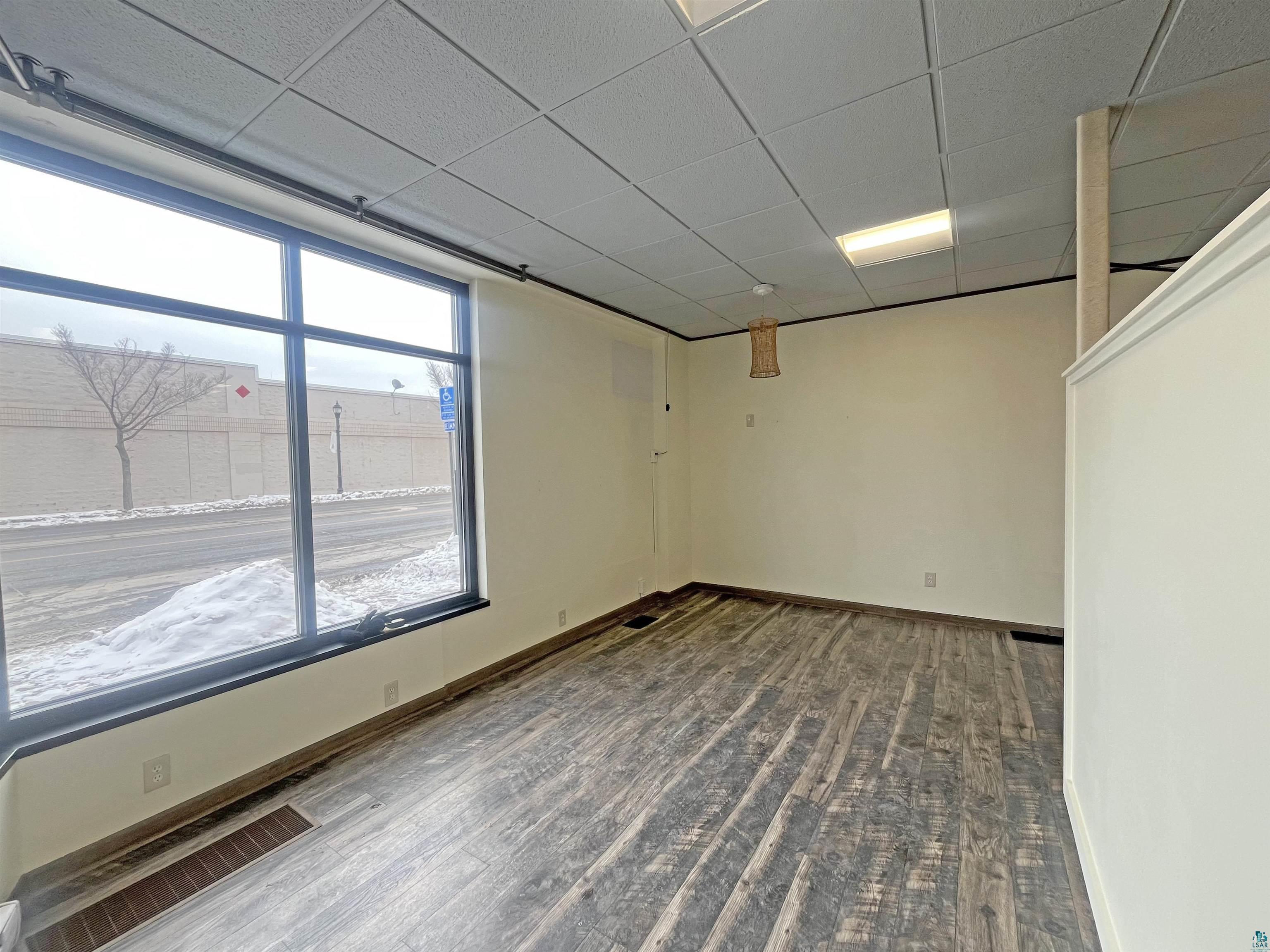 5723 Grand Ave Duluth MN 55807 6123558 image3