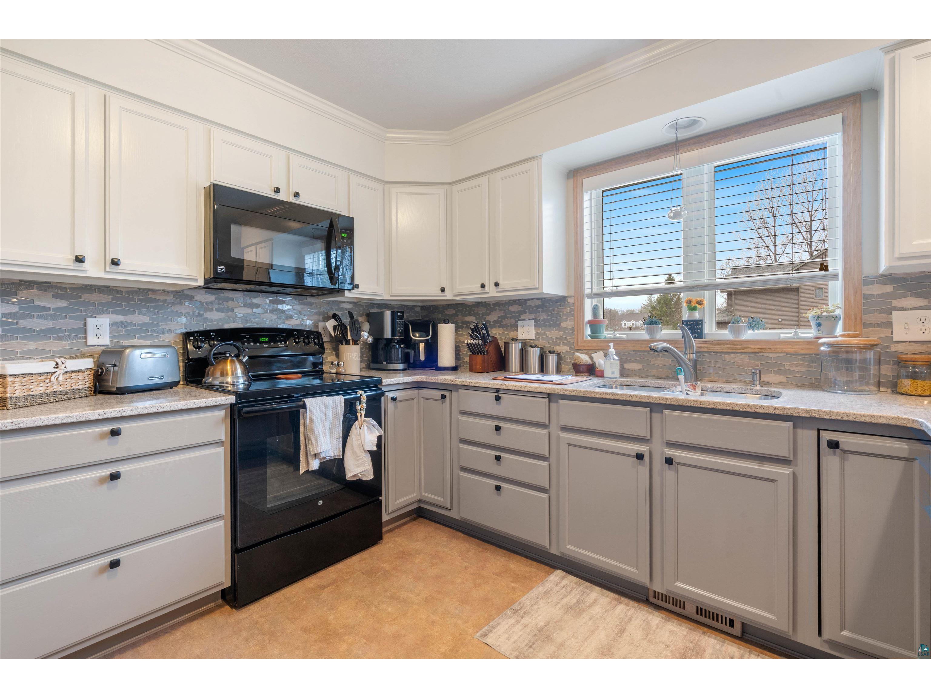 5827 Cedar Ave Superior WI 54880 6124554 image16