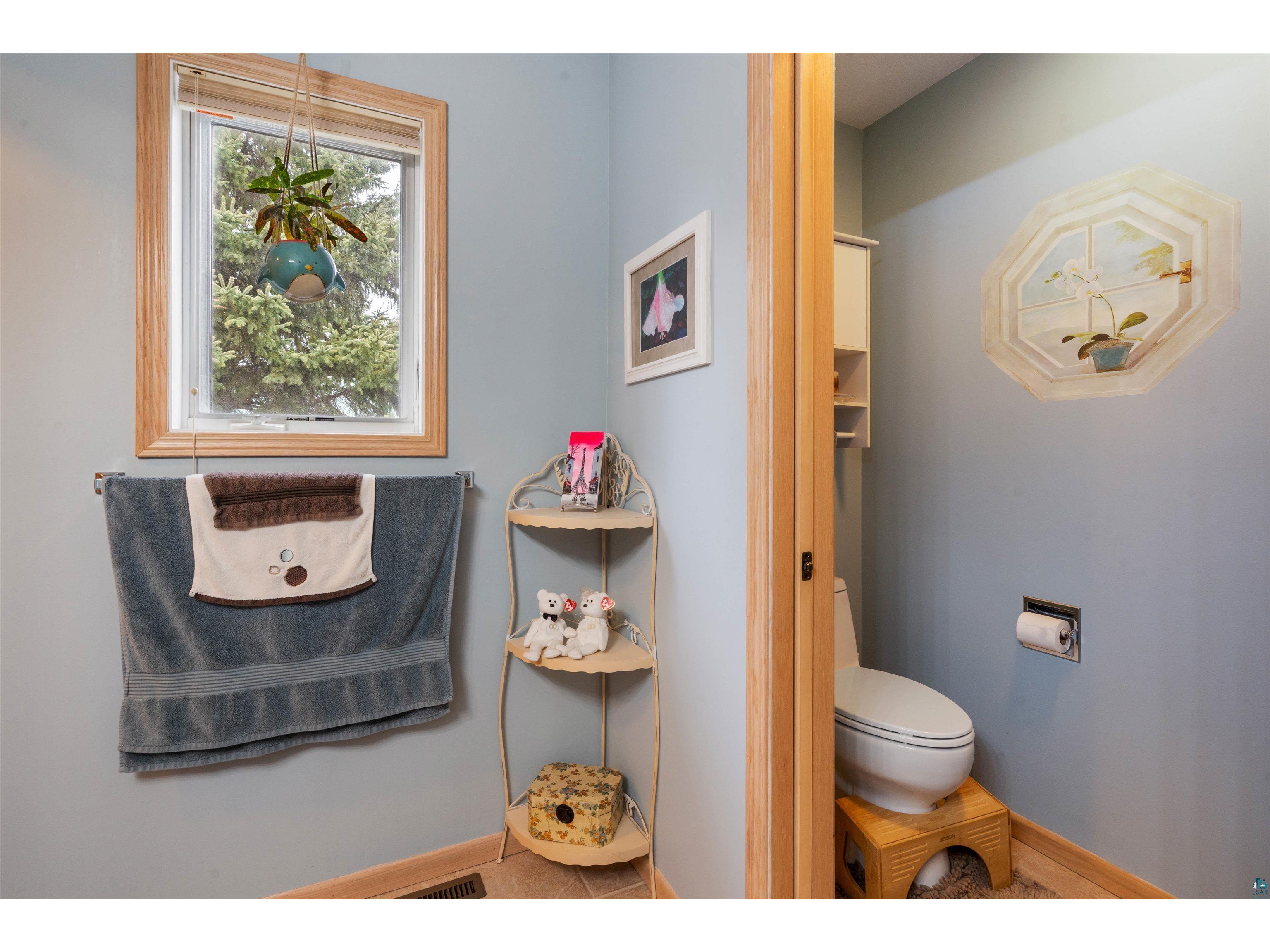 5827 Cedar Ave Superior WI 54880 6124554 image30