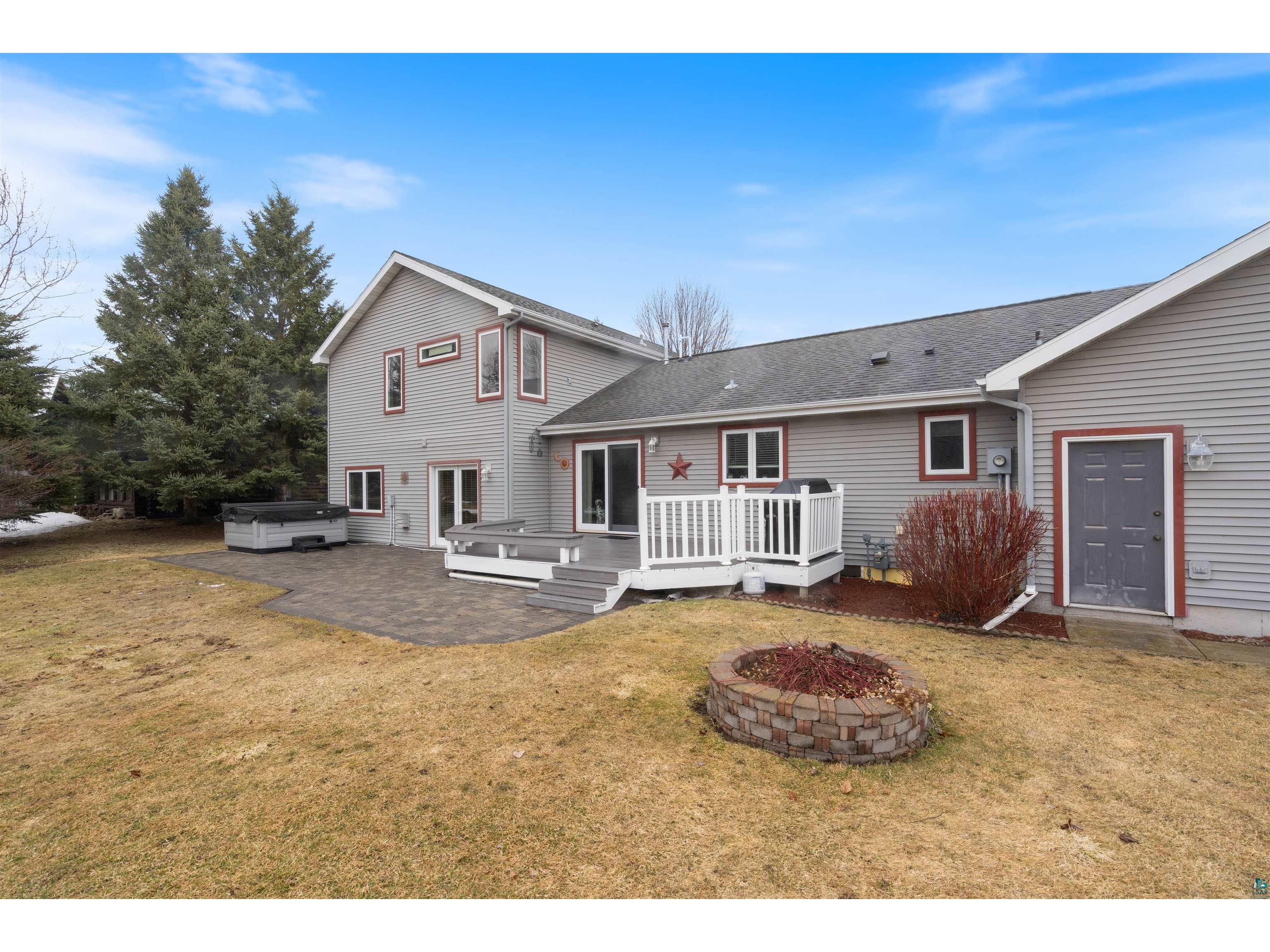 5827 Cedar Ave Superior WI 54880 6124554 image46