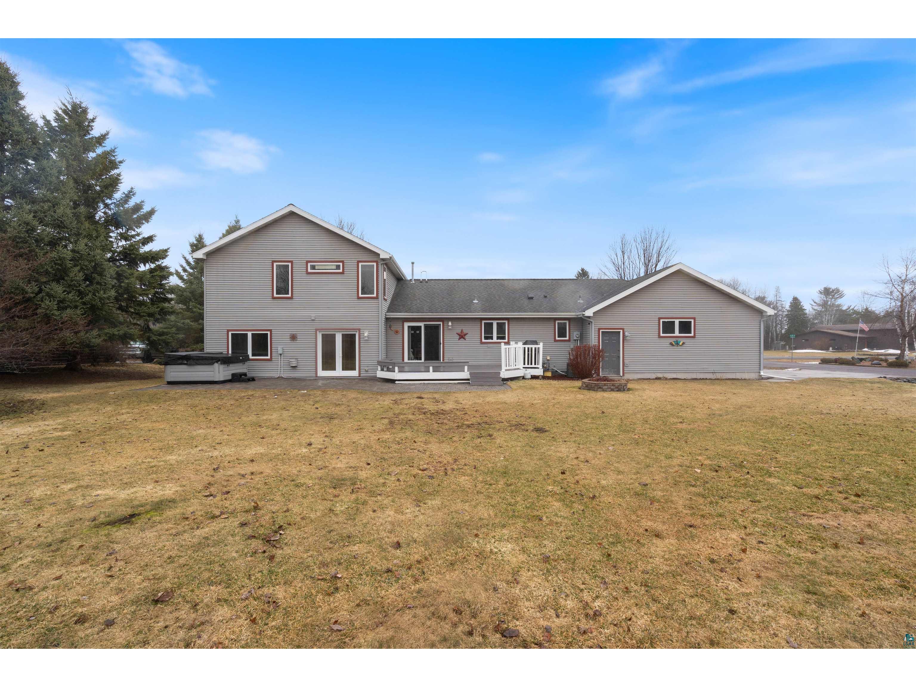 5827 Cedar Ave Superior WI 54880 6124554 image49