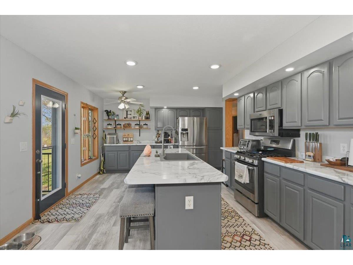 5887 W Marigold Ln Esko MN 55733 6125476 image4