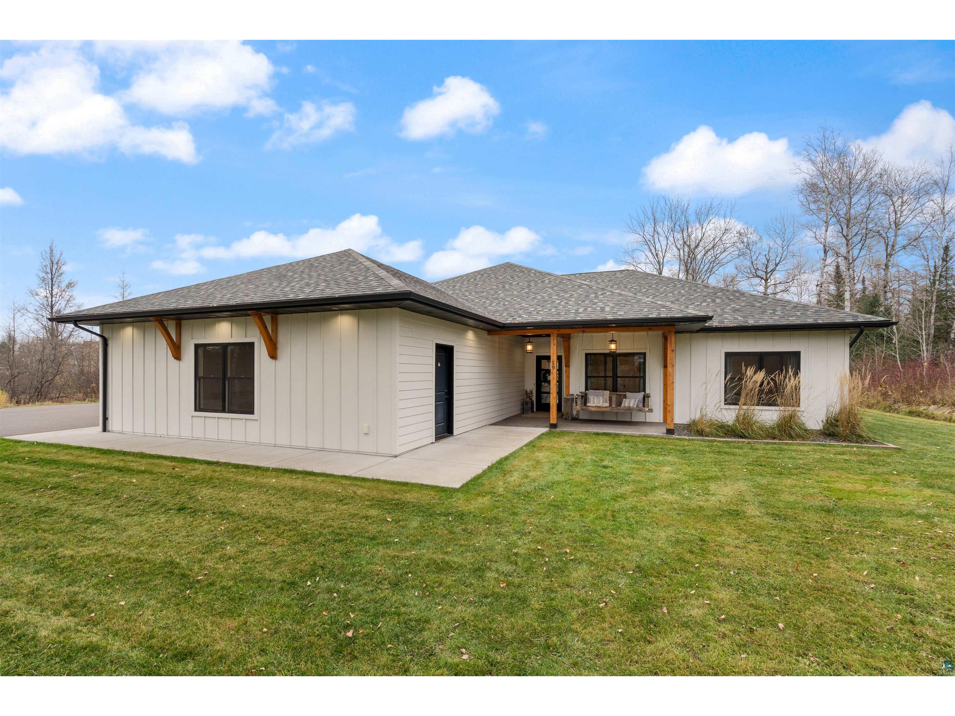 59 E Riverside Rd Esko MN 55733 6124350 image1