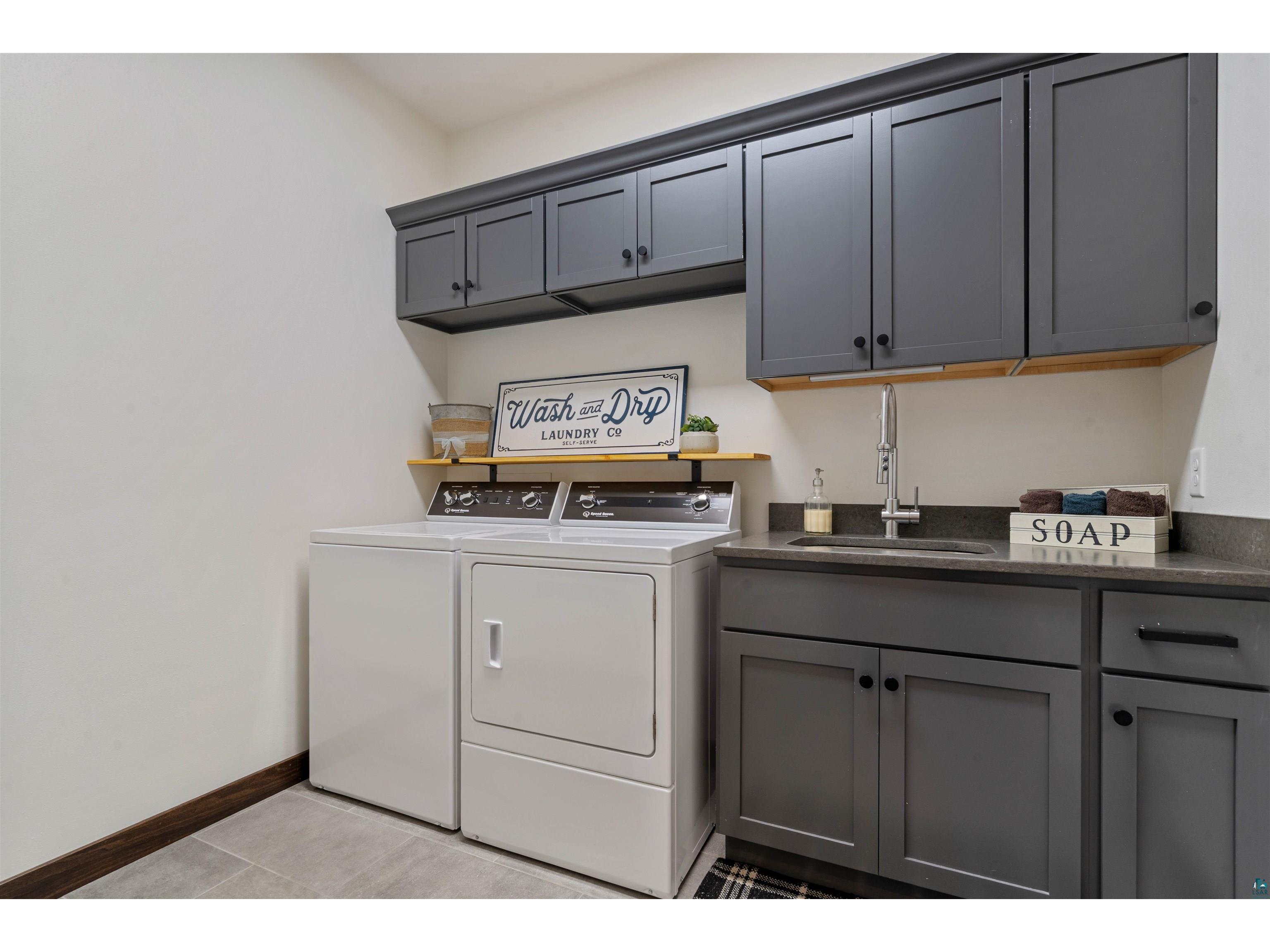 59 E Riverside Rd Esko MN 55733 6124350 image26