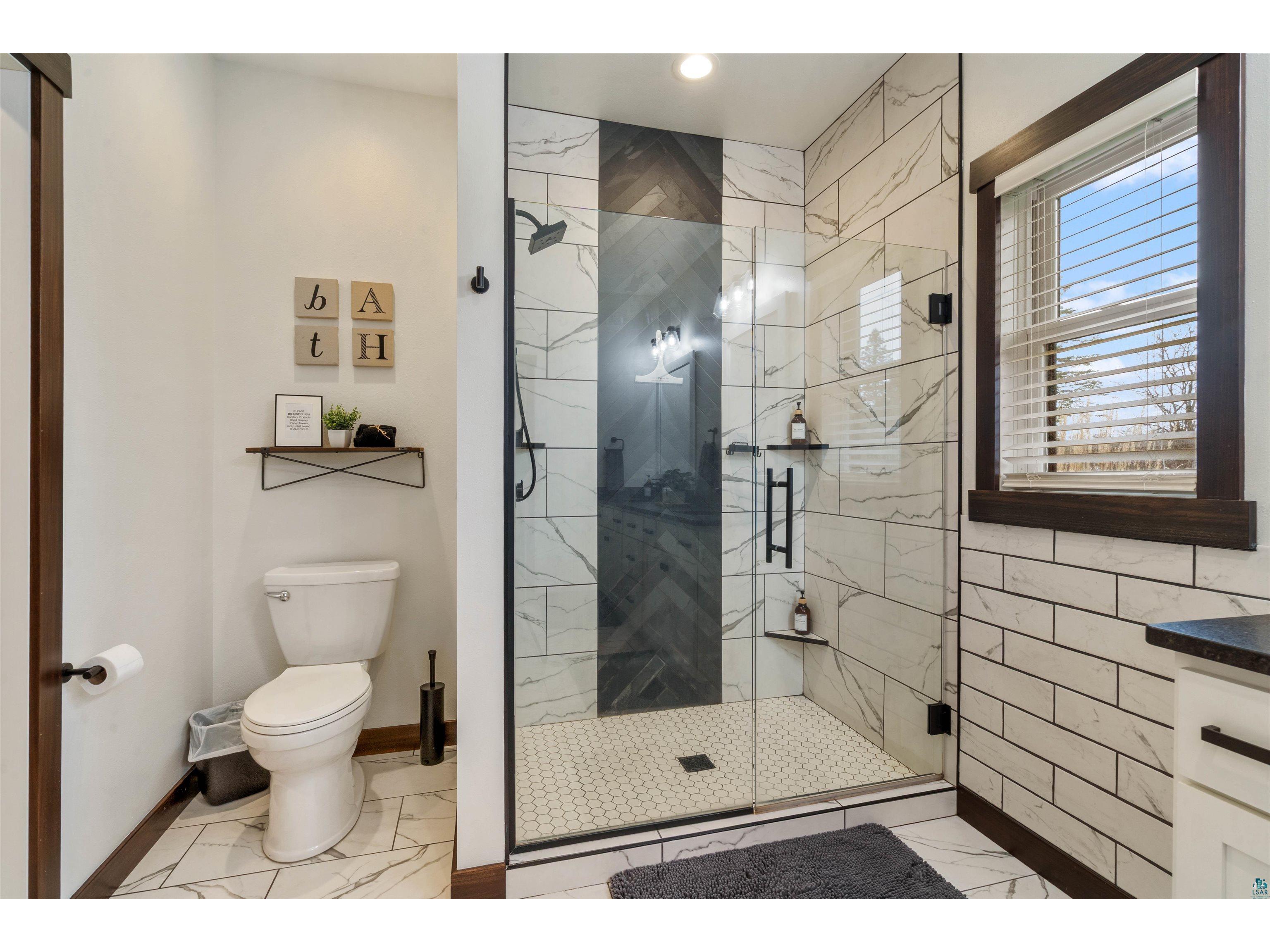 59 E Riverside Rd Esko MN 55733 6124350 image27