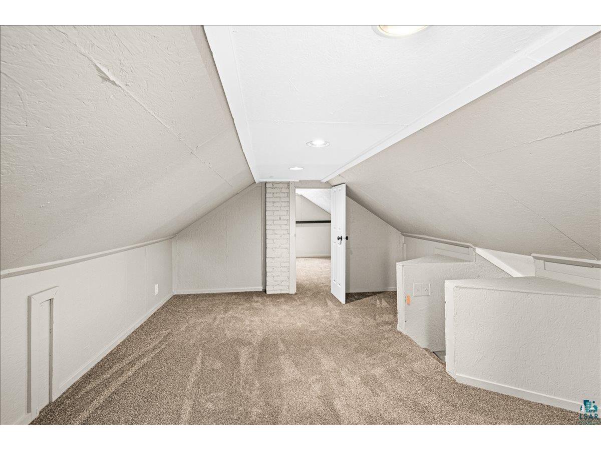 5909 North Shore Dr Duluth MN 55804 6126353 image20