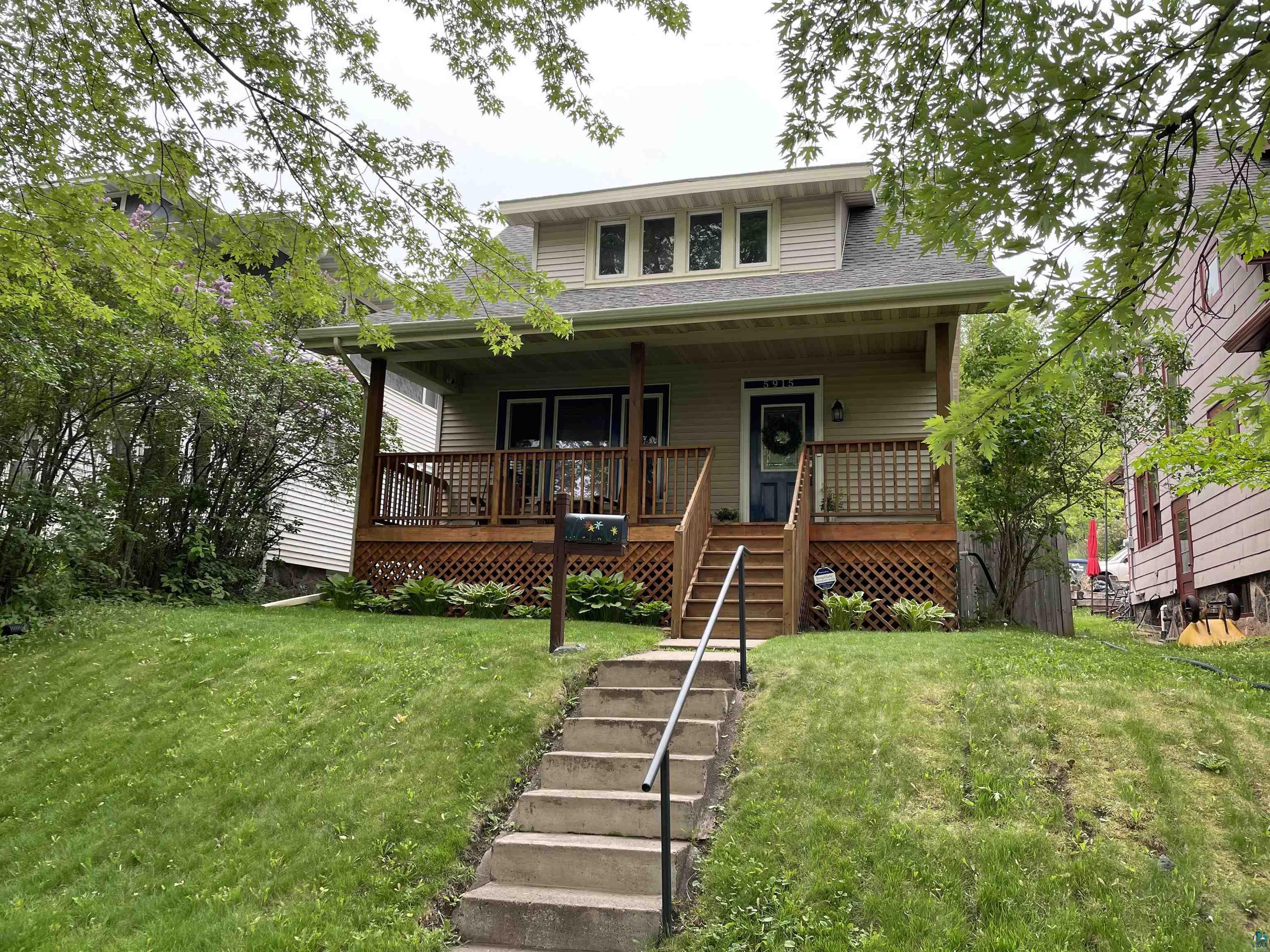 5915 W 8th St Duluth MN 55807 6108859 image1