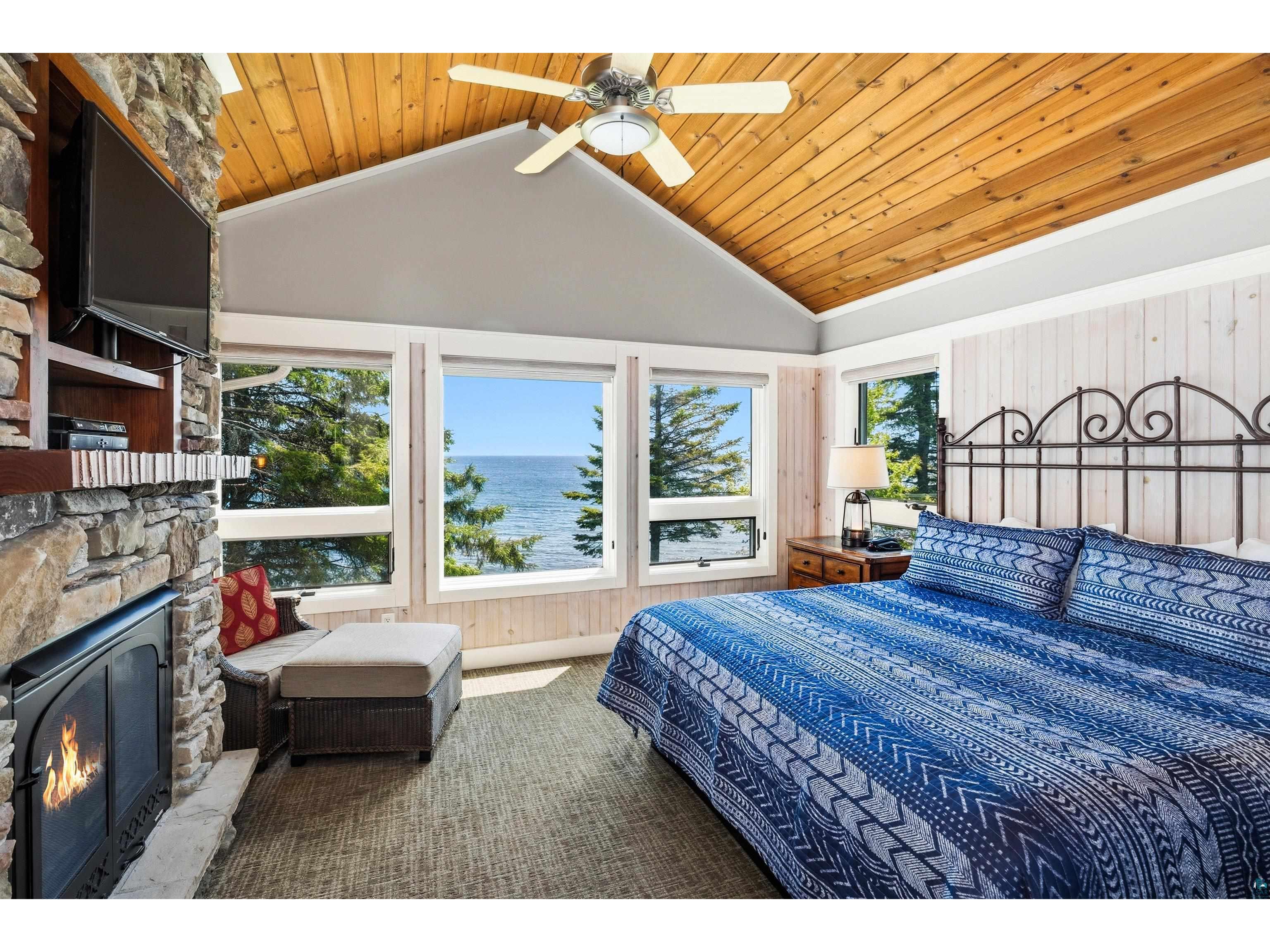 596 Larsmont Way Two Harbors MN 55616 - Lake Superior 6126068 image21