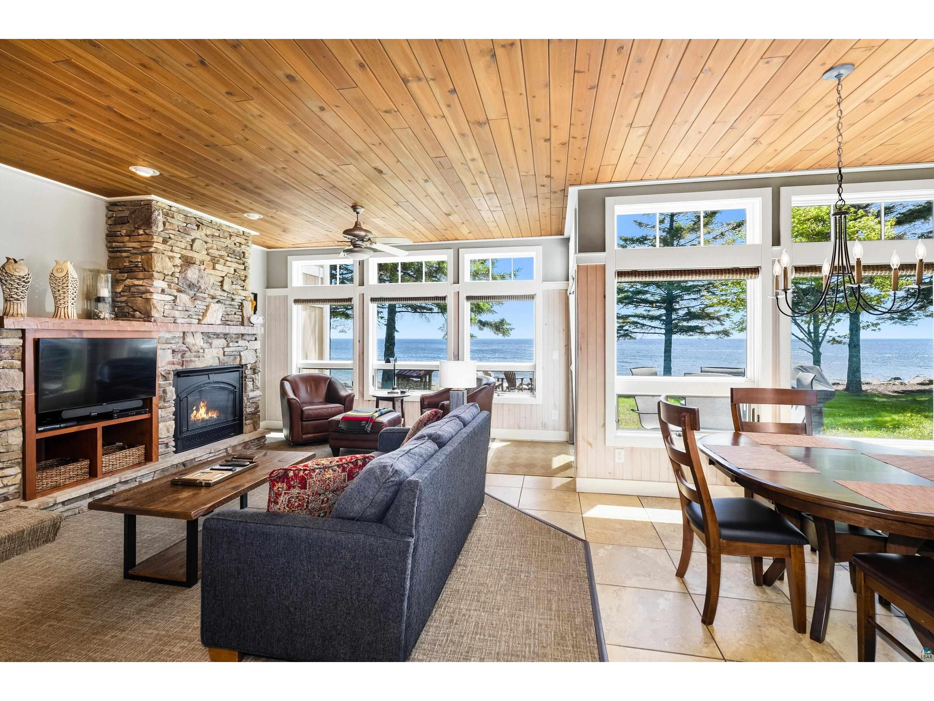 596 Larsmont Way Two Harbors MN 55616 - Lake Superior 6126068 image3