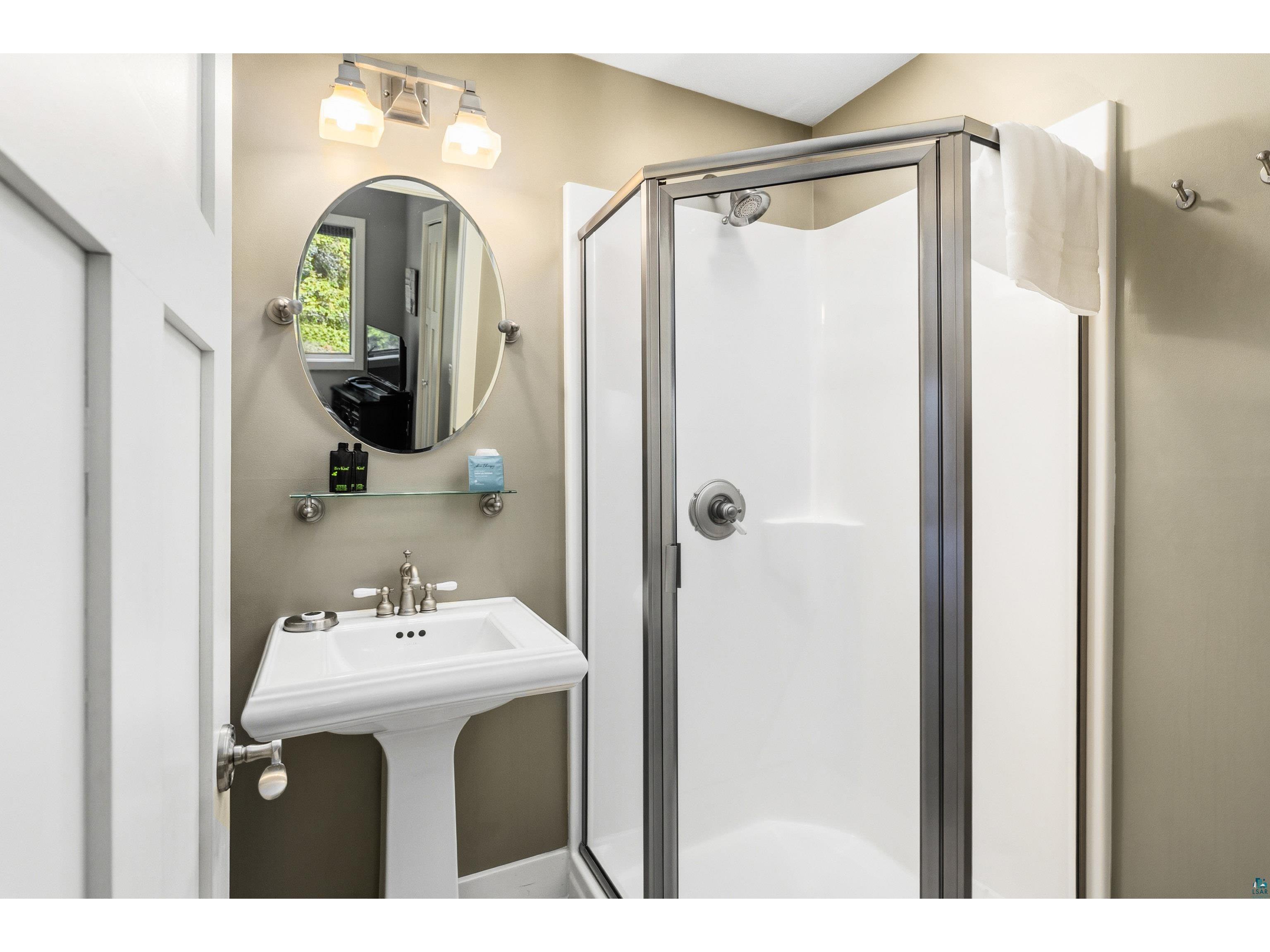 596 Larsmont Way Two Harbors MN 55616 - Lake Superior 6126068 image31