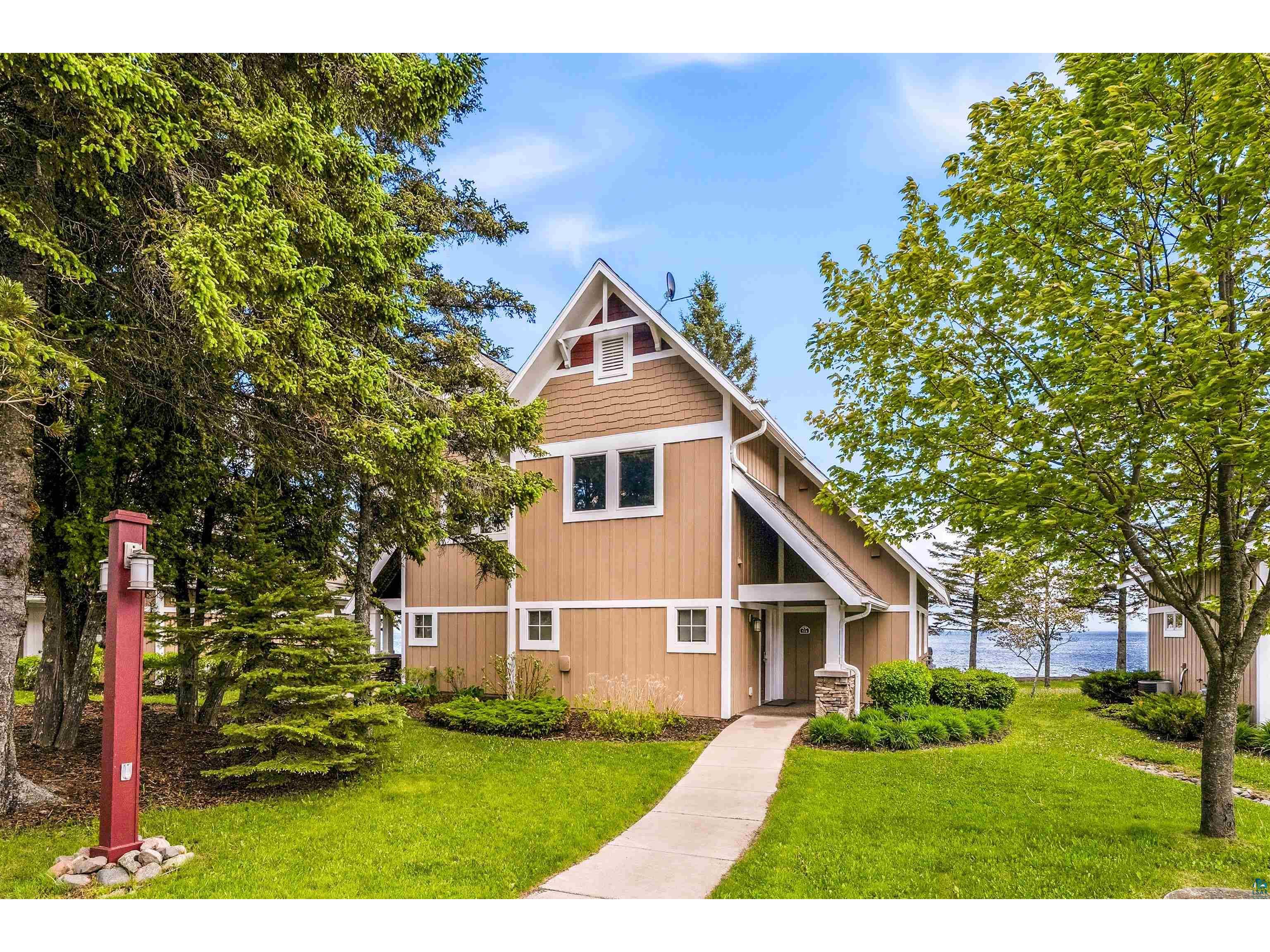 596 Larsmont Way Two Harbors MN 55616 - Lake Superior 6126068 image32